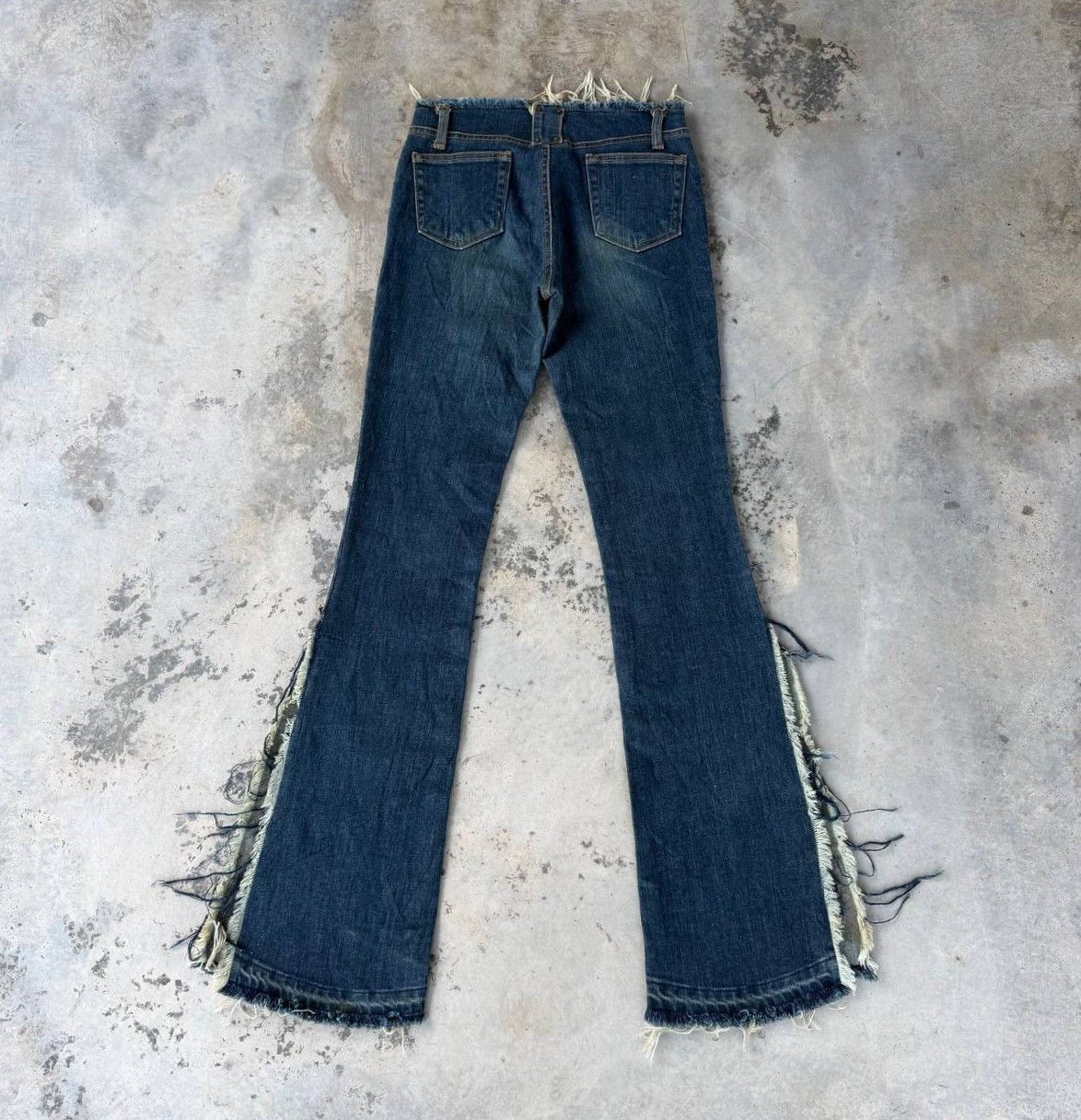 Japanese Brand Maruka Japan Distressed "Shredded" Side Slits Flare Jean W26 Size 26" / US 2 / IT 38 - 8 Thumbnail