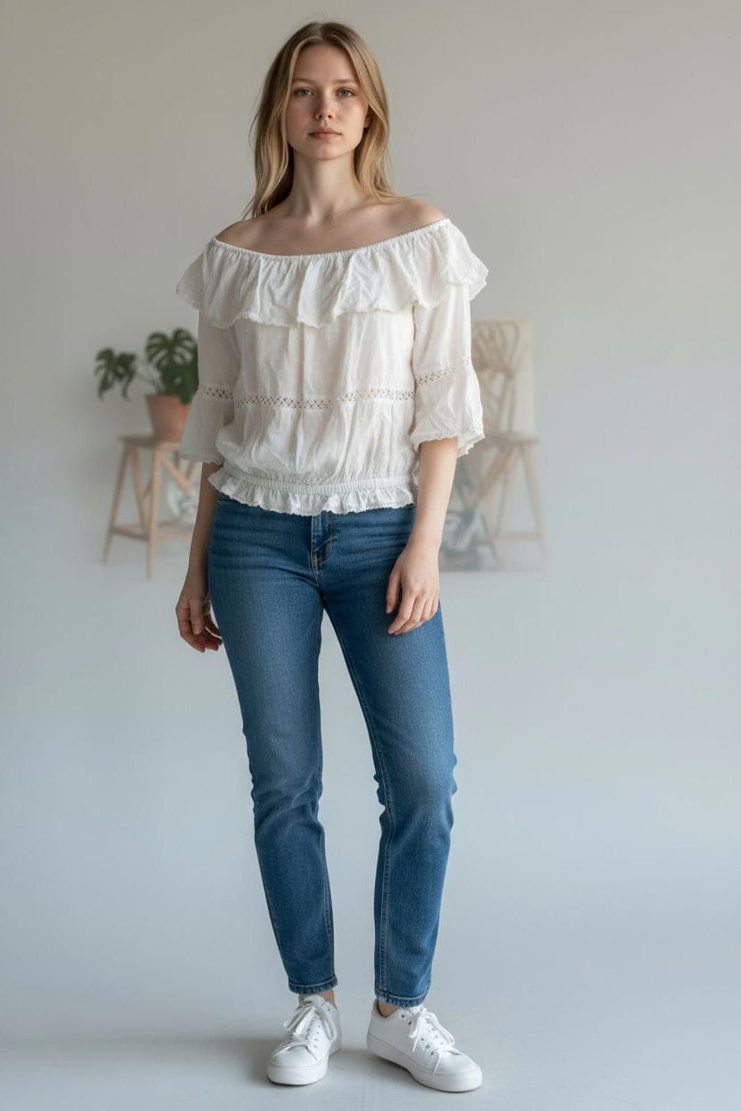 Forever 21 Forever 21 White Ruffle Off-Shoulder Blouse with 3/4 Sleeves Size M / US 6-8 / IT 42-44 - 2 Thumbnail