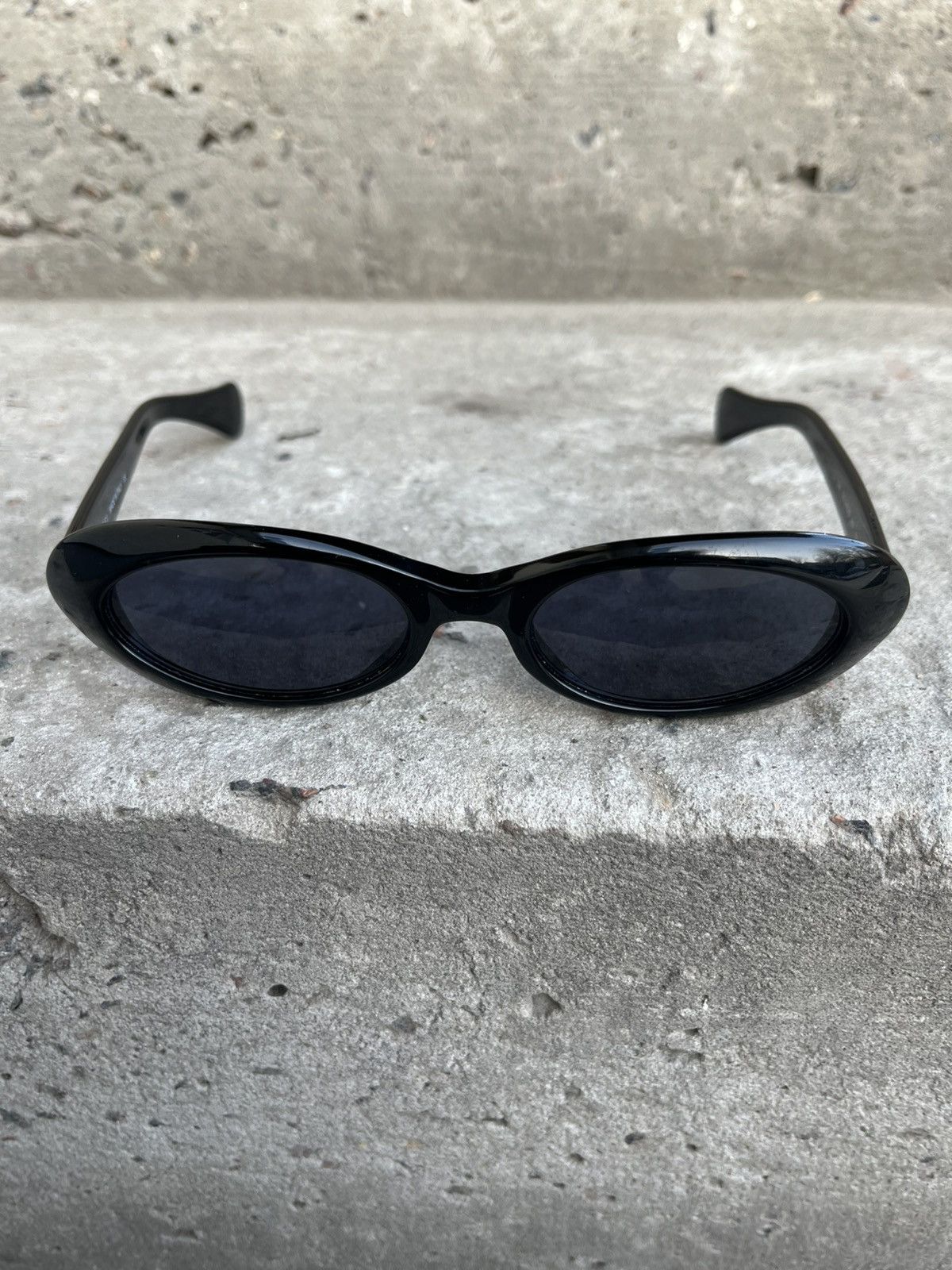Gucci Gucci GG 2420/S 807 Vintage Black Sunglasses Y2K | Grailed