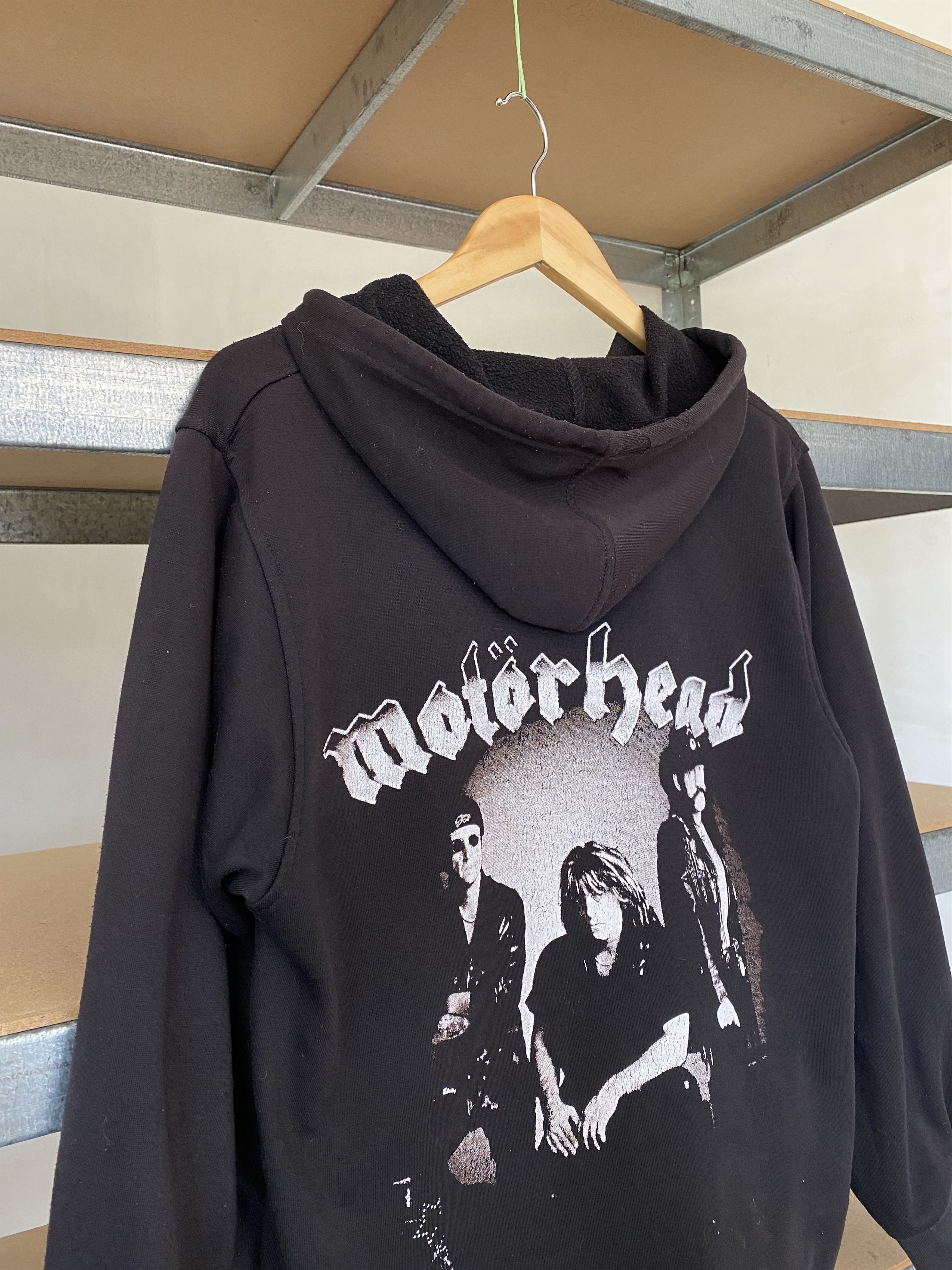 Band Tees Motorhead Vintage 2000s Rock Band Hoodie Size US S / EU 44-46 / 1 - 13 Thumbnail