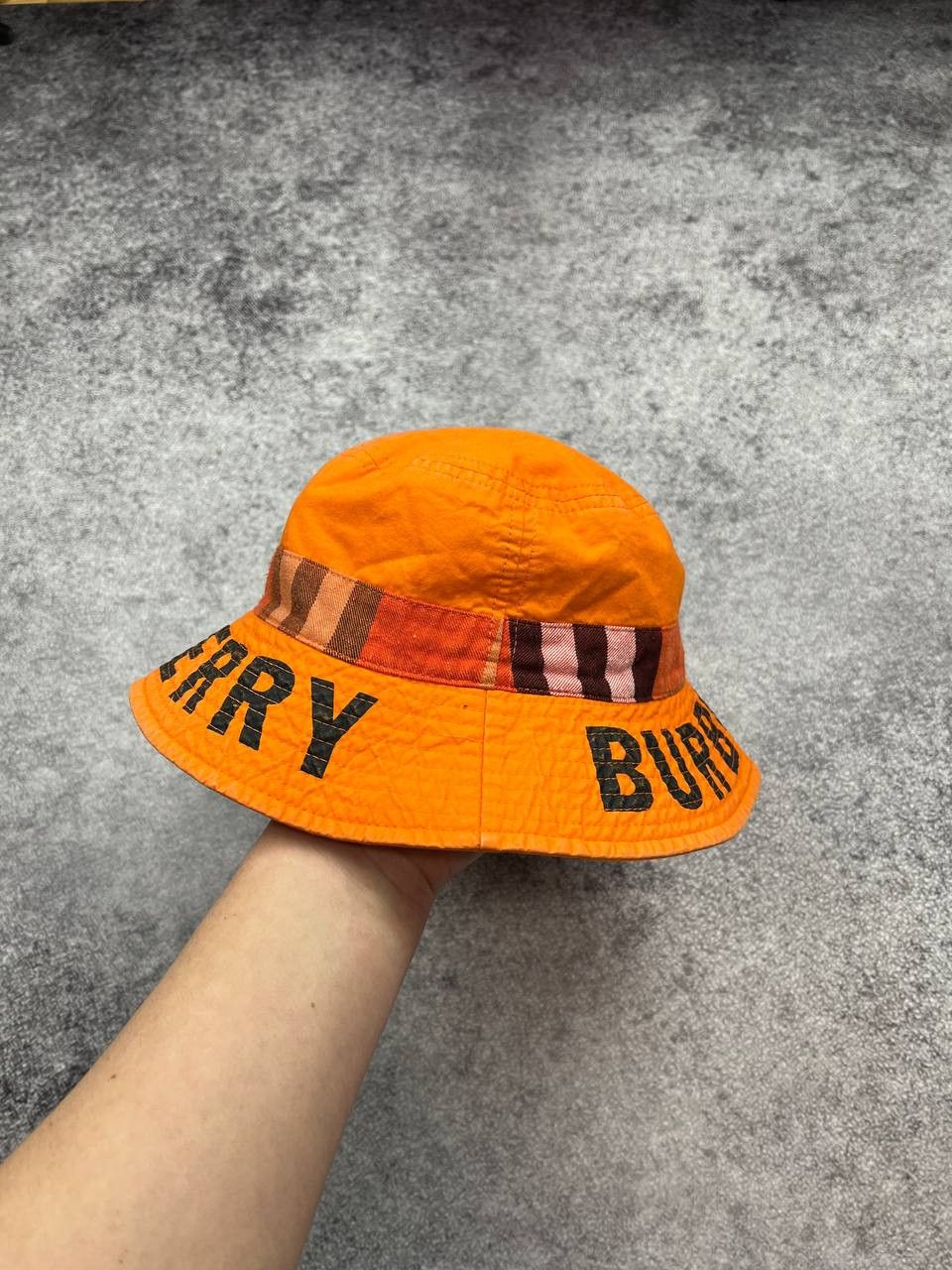 Burberry Vintage Burberry Two-Sided Bucket Hat Size ONE SIZE - 4 Thumbnail