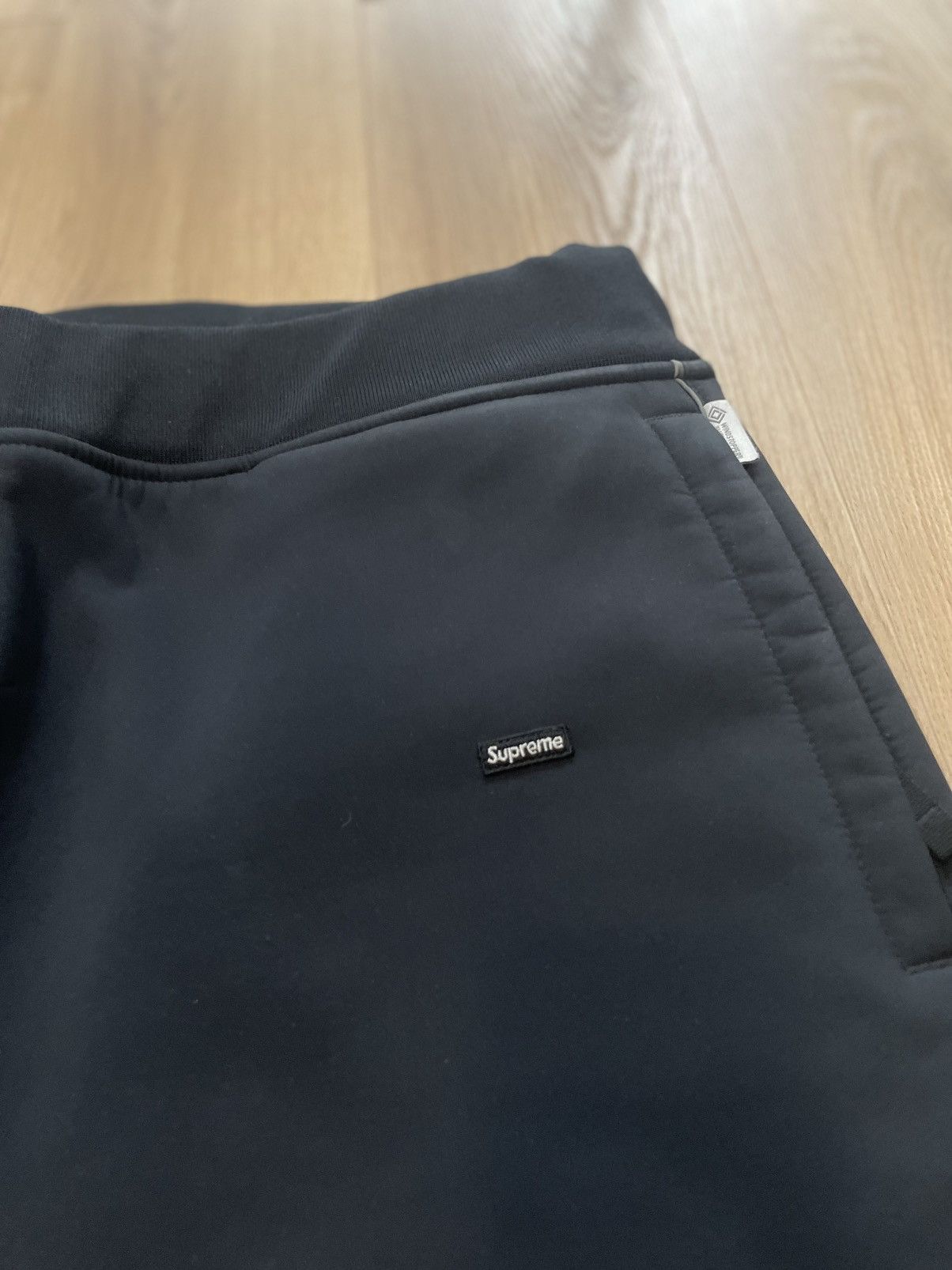 Supreme Supreme Windstopper Sweatpant FW24 goretec polartec pants Size US 38 / EU 54 - 8 Thumbnail