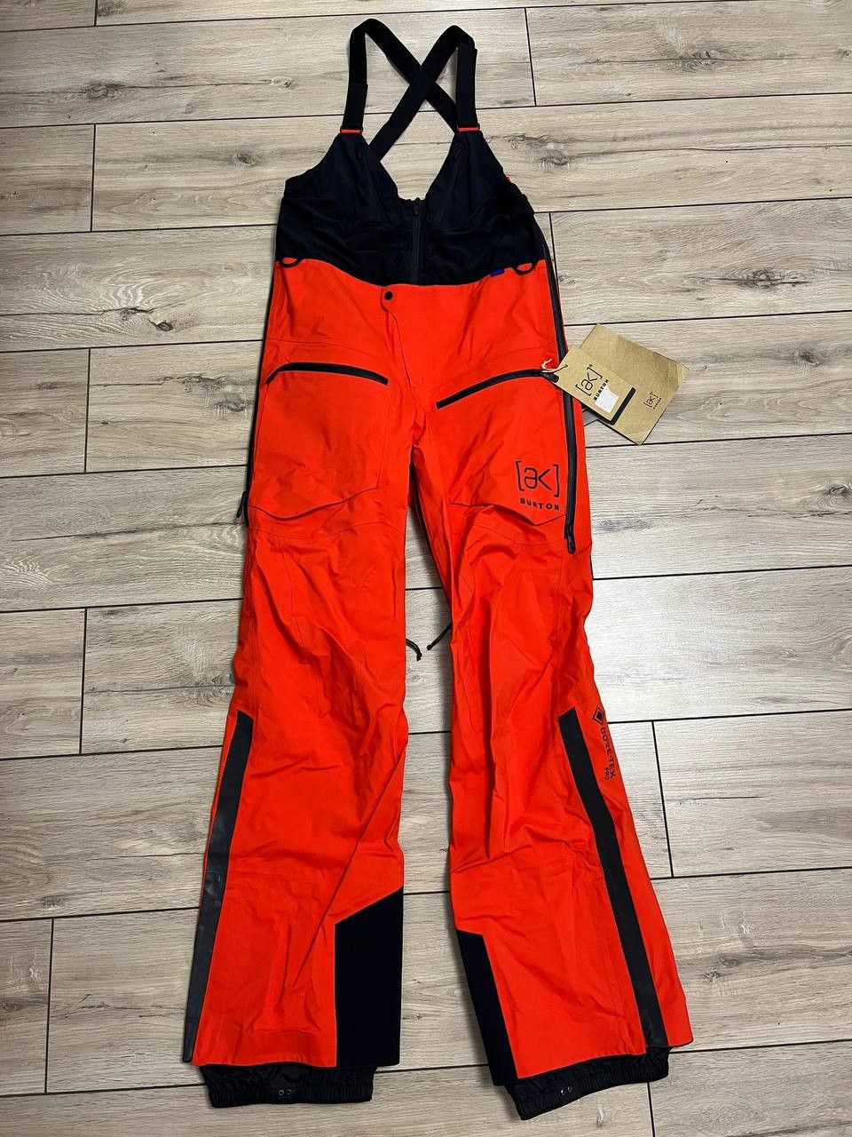 Burton Burton AK Tusk Gore-Tex PRO 3L HI-TOP Bib Ski Pants sz S Size 30" / US 8 / IT 44 - 1 Thumbnail