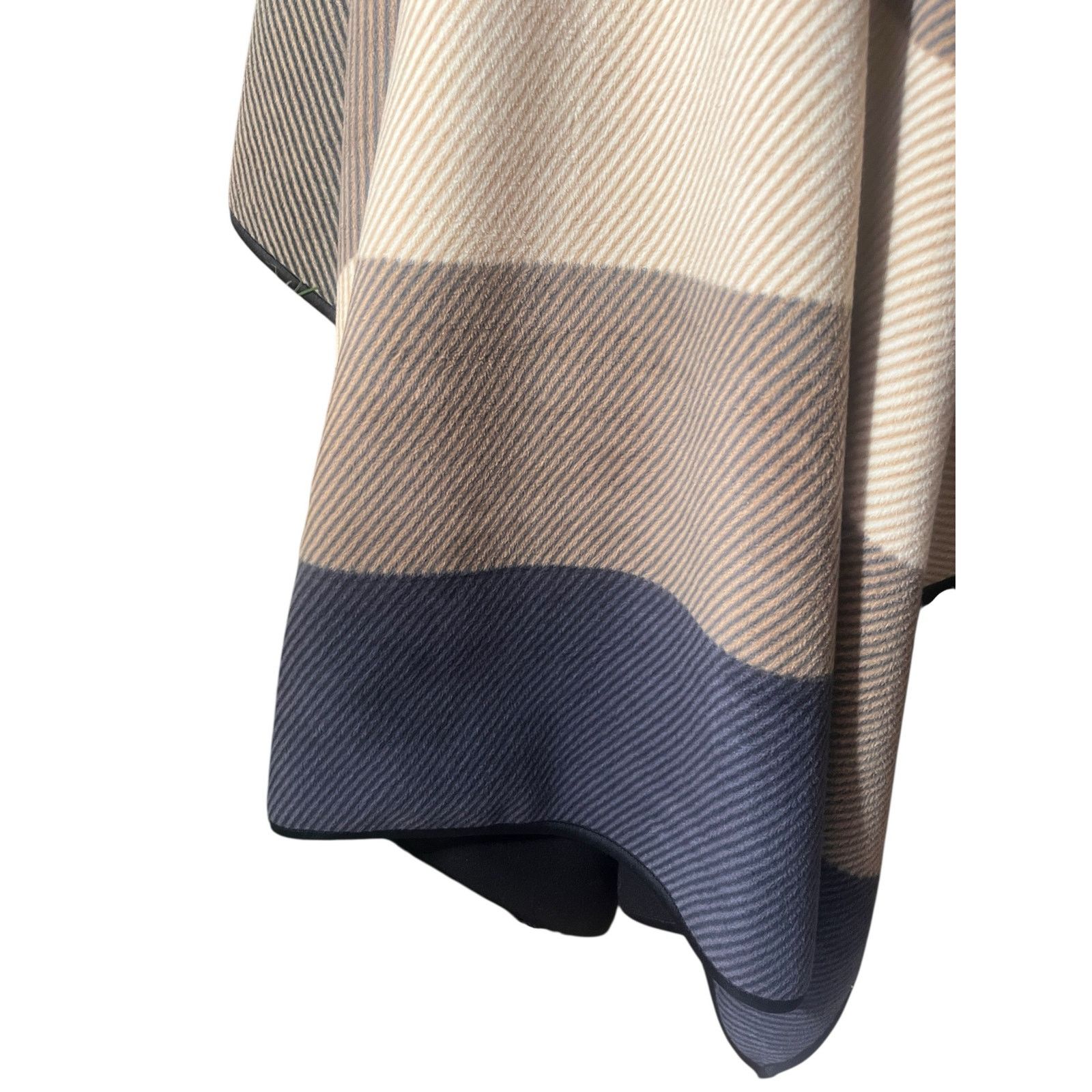 Ike Behar Ike Behar Multicolor Wrap Poncho Cape One Size Fits Most Size ONE SIZE - 2 Thumbnail
