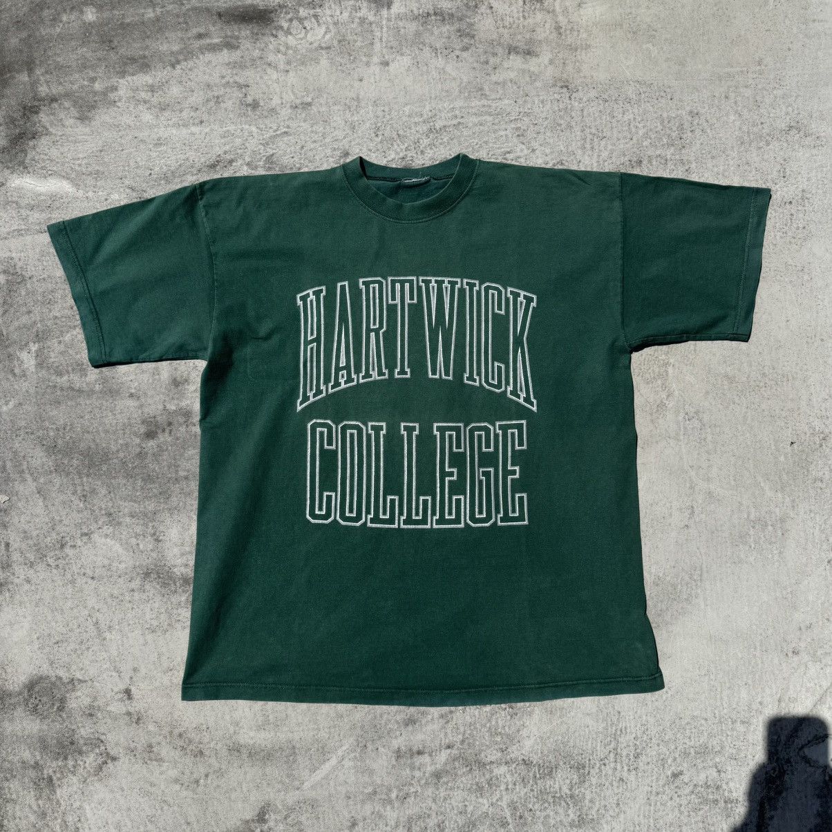 Vintage Vintage Hartwick College Washed T-shirt University USA y2k Size US XL / EU 56 / 4 - 3 Thumbnail