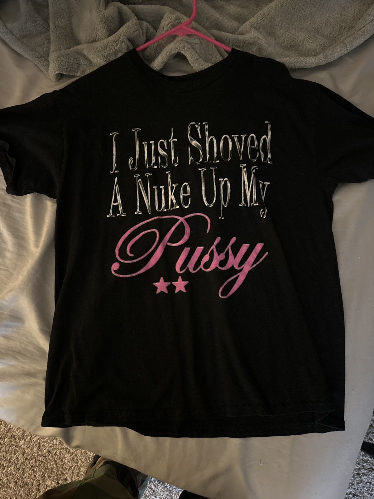 Other I JUST SHOVED A NUKE UP MY PUSSY Size US L / EU 52-54 / 3 - 1 Thumbnail