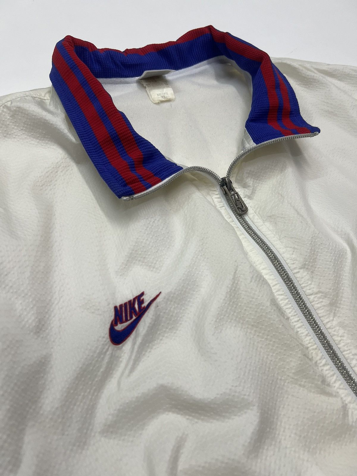 Vintage VINTAGE NIKE ZIPPER JACKET Size US XL / EU 56 / 4 - 6 Thumbnail