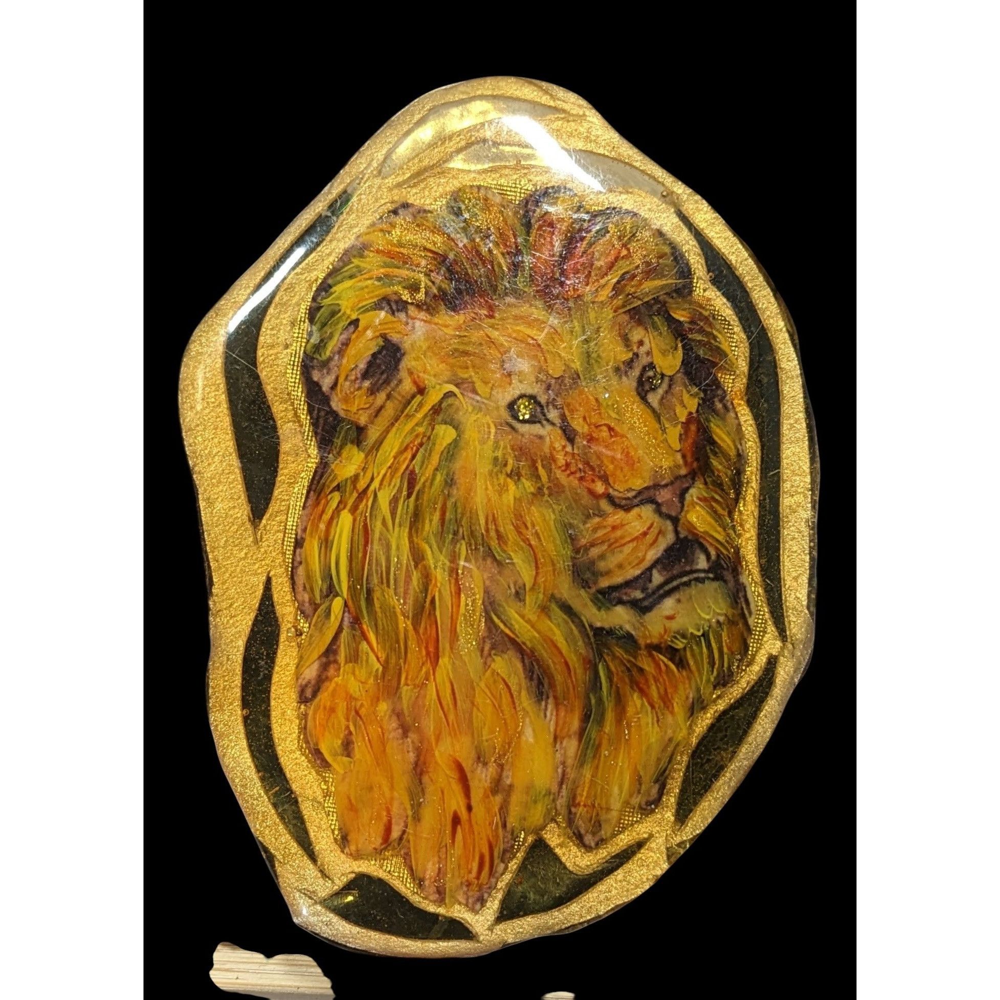 Handmade Vintage 3D Layered Hand-Painted Lion Brooch With Gold Accent Size ONE SIZE - 1 Thumbnail