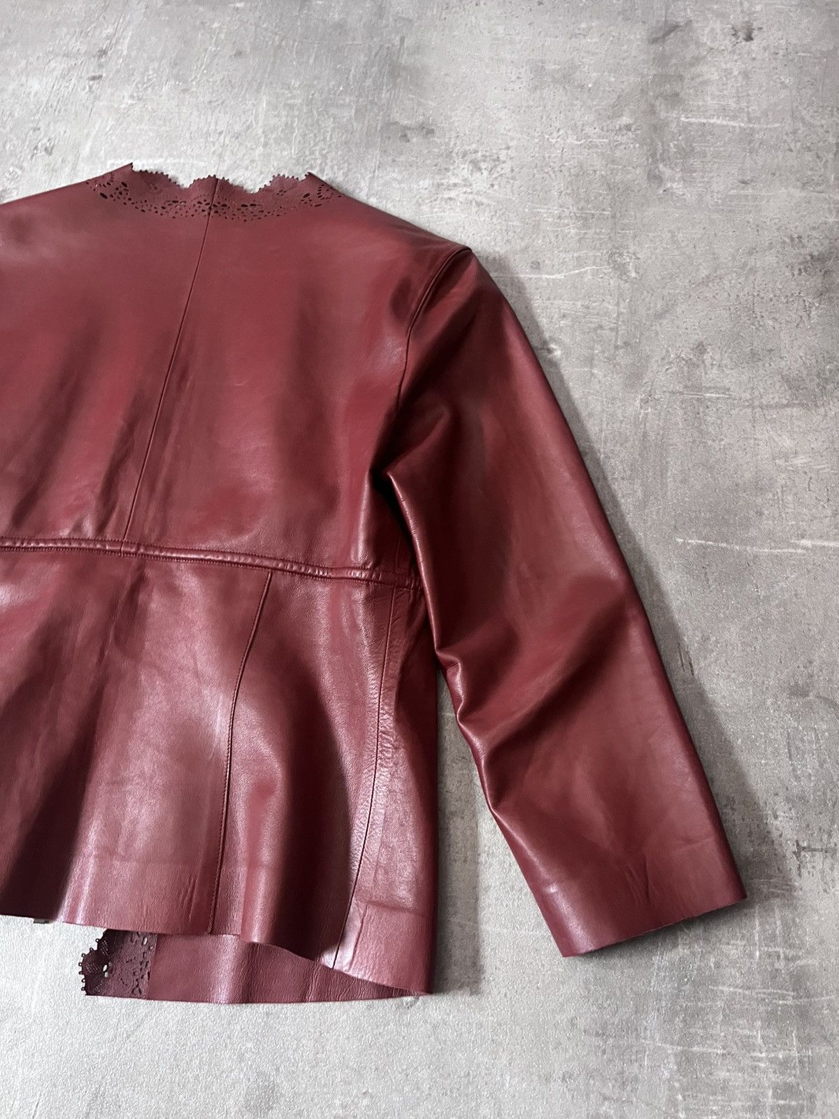 Gucci Gucci by Tom Ford leather jacket Laser cut edging 3/4 sleeve Size L / US 10 / IT 46 - 11 Thumbnail