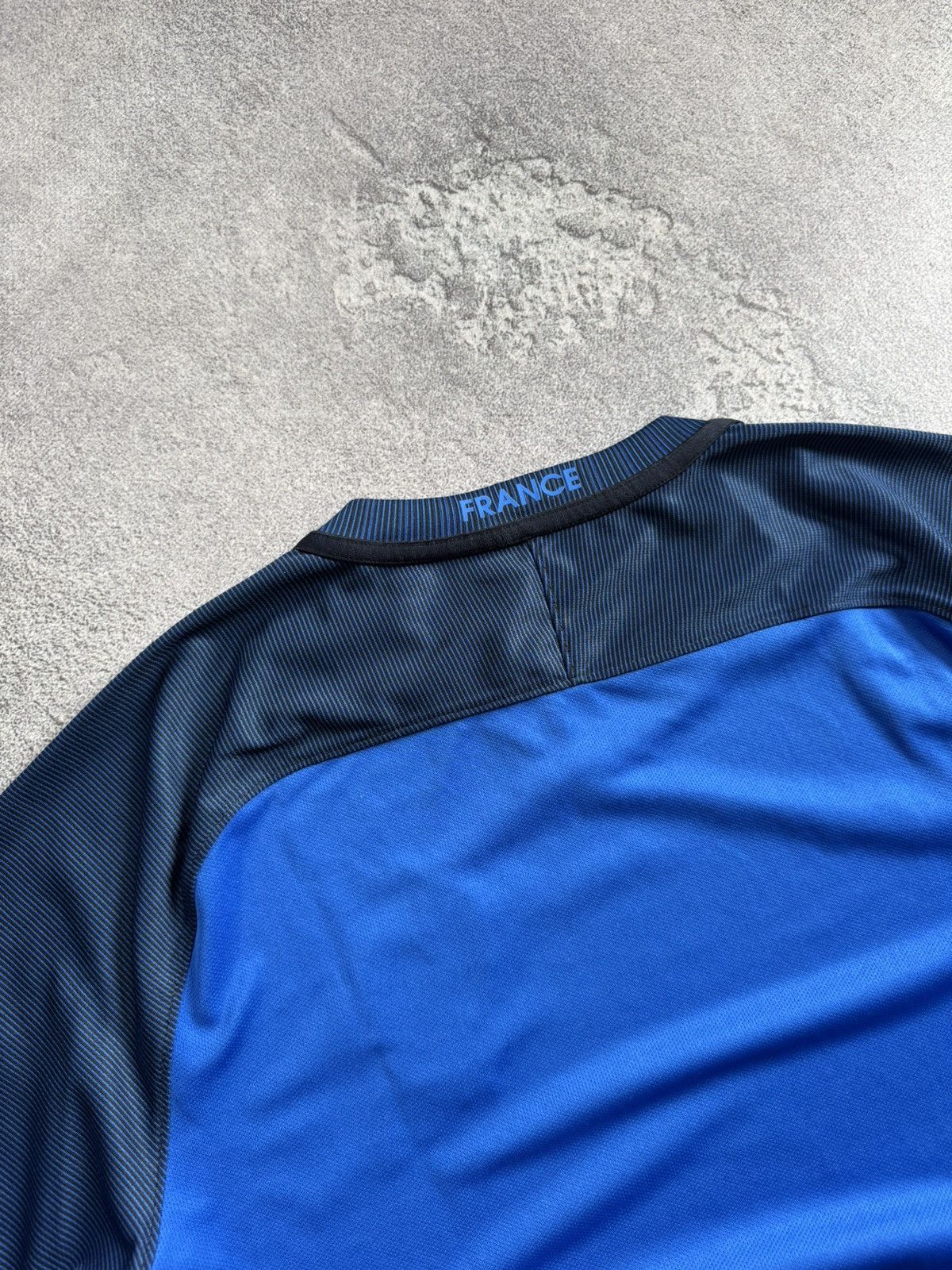Nike Nike France National Football Soccer Team 2016 Jersey Shirt Size US M / EU 48-50 / 2 - 5 Thumbnail