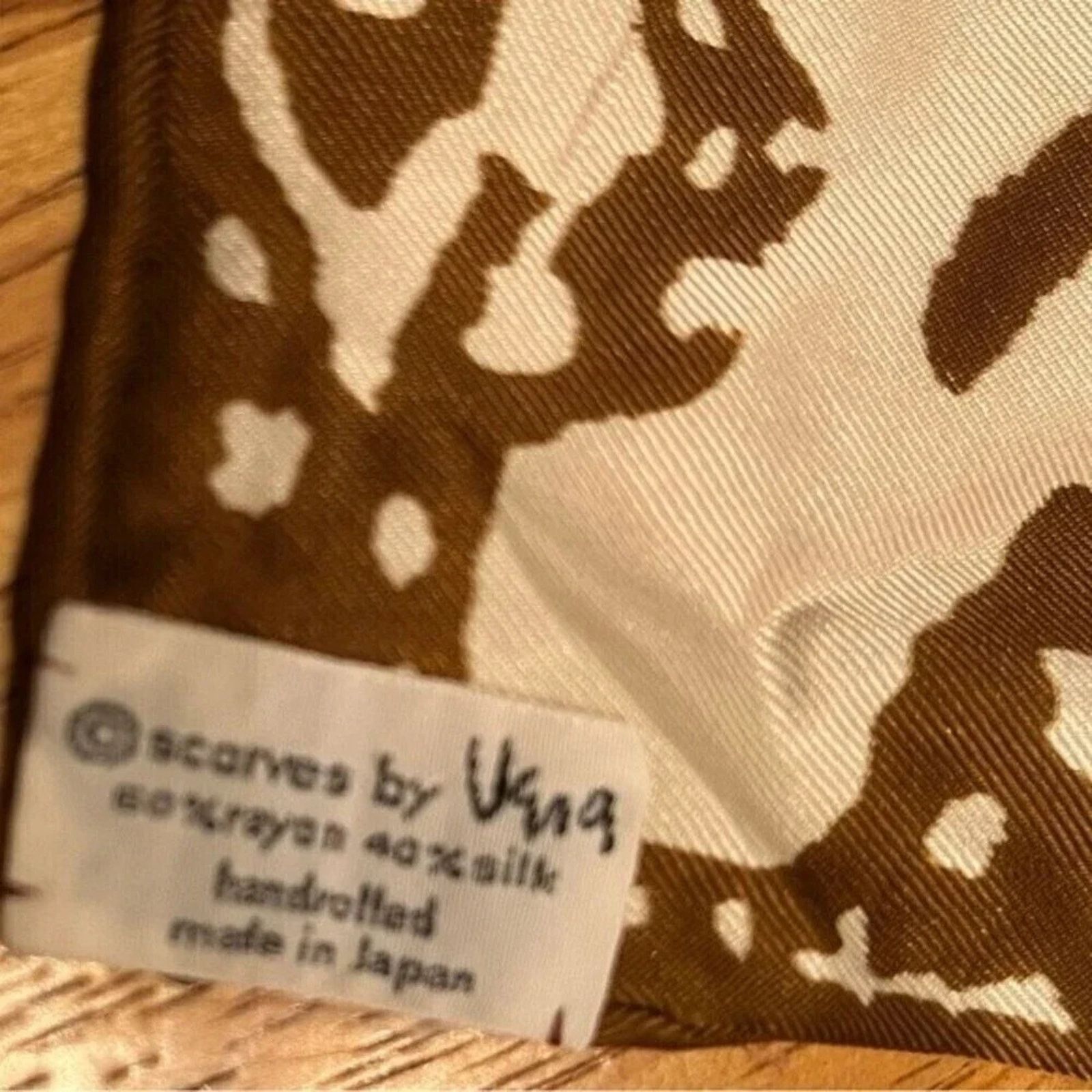 The Unbranded Brand TWO vintage Vera Neumann silk blend scarfs, 26” x 26” Size ONE SIZE - 2 Thumbnail