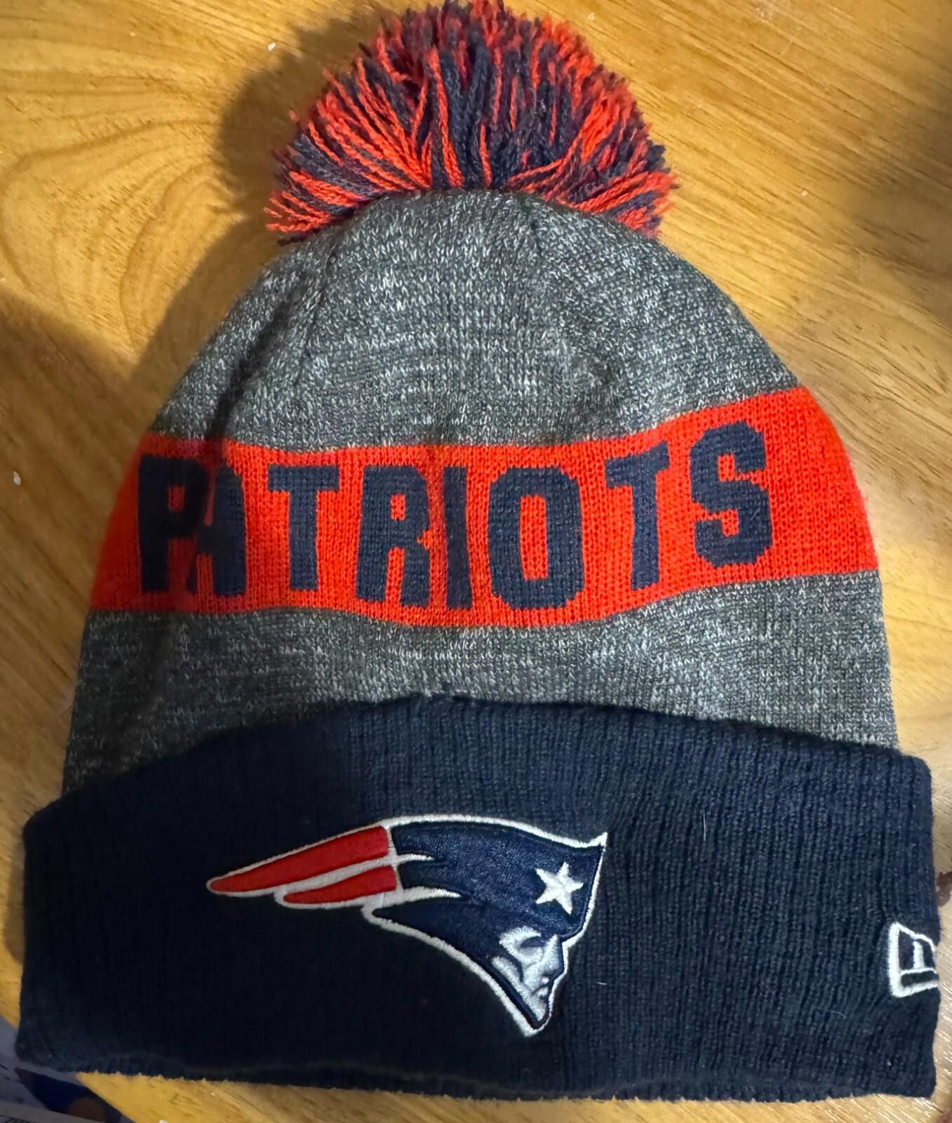 New Era New England Patriots Beanie Hat Winter Cap Toque NWOT Gray Size ONE SIZE - 1 Thumbnail
