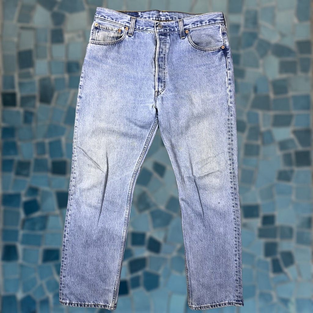 Levi's VINTAGE Levi's 501XX Jeans Men 33x31 USA Made Button Fly 1996 Trashed Jeans Size US 33 - 1 Thumbnail