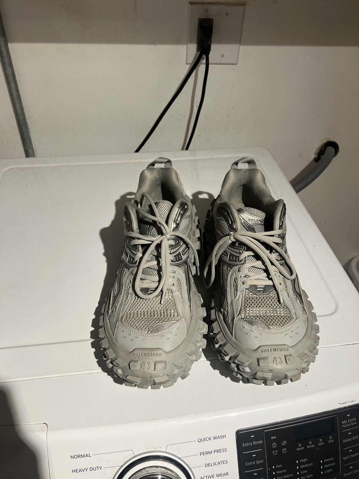 Balenciaga Balenciaga Defender Sneakers 10US/43EU Size US 10 / EU 43 - 2 Thumbnail