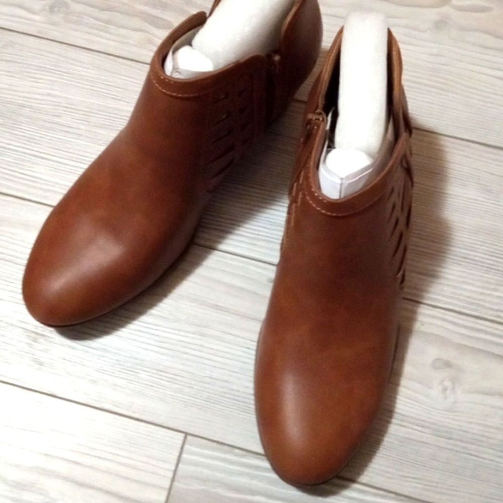 Other (S-3405) Soda CHANCE Womens Perforated Booties Sz 10 Size US 10 / IT 40 - 10 Thumbnail
