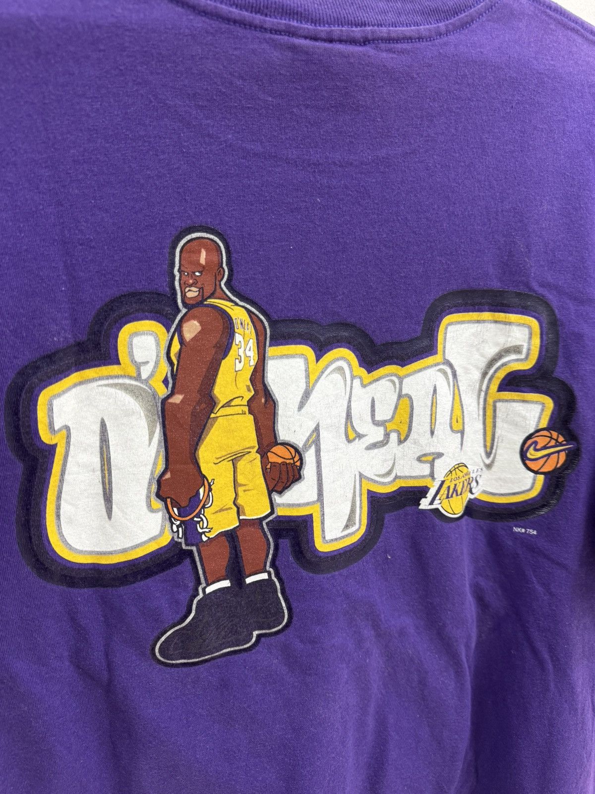 Nike Vtg 90s Nike Shaquille O’Neal Shaq Lakers Cartoon NBA Tshirt Size US L / EU 52-54 / 3 - 9 Thumbnail
