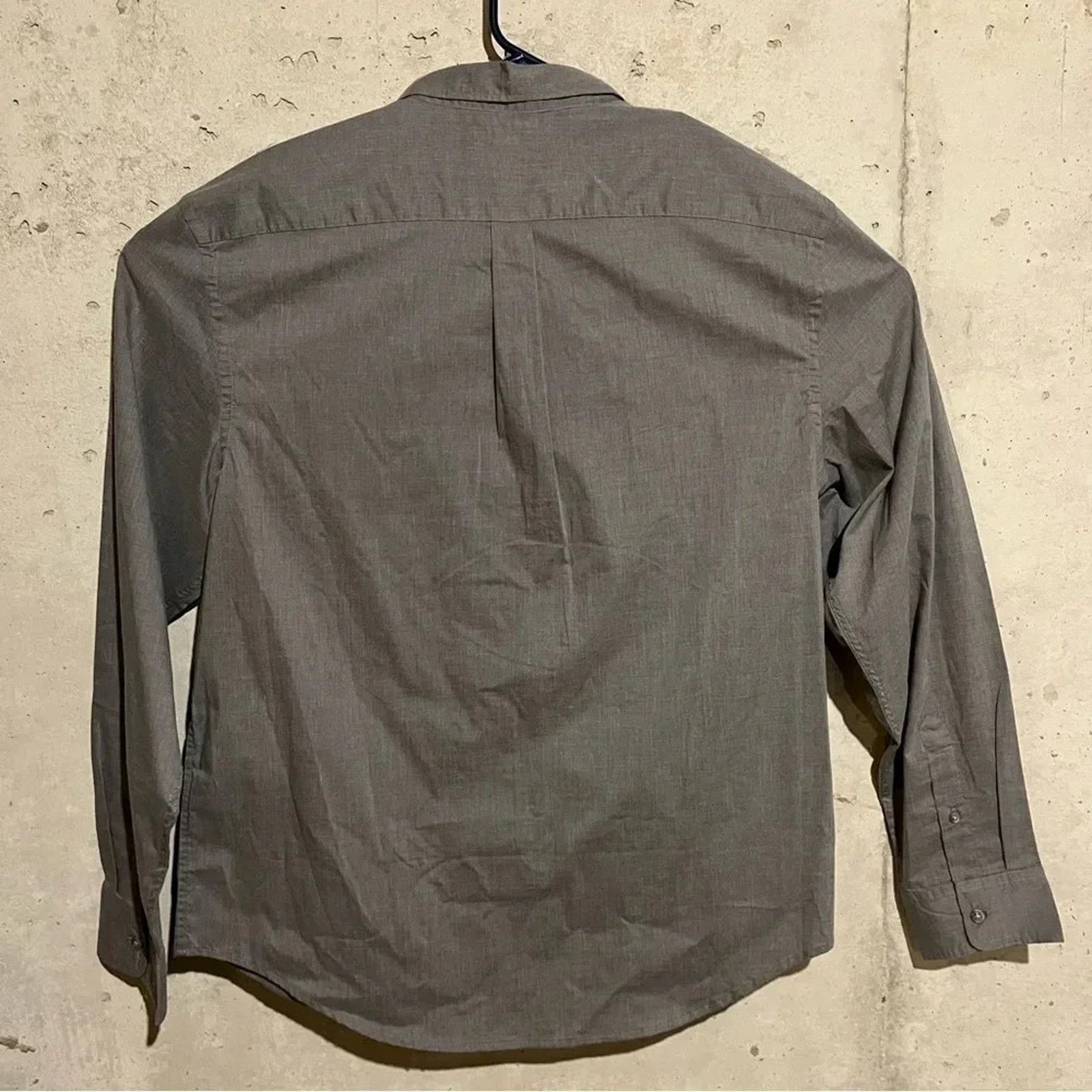 Old Navy Old Navy NWT Signature Shirt XL Grey Long Sleeve Slim Fit Size US XL / EU 56 / 4 - 6 Thumbnail