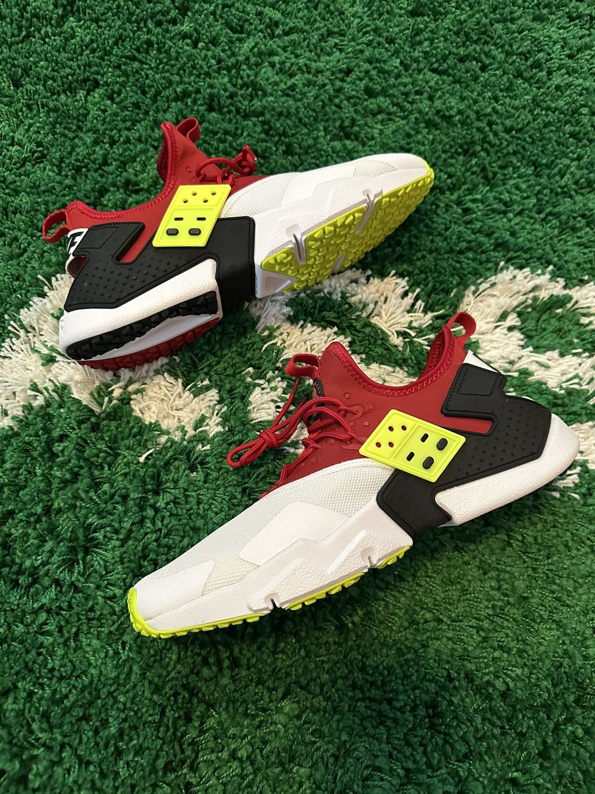 Nike Nike Air Huarache Drift Sneakers 11 Size US 11 / EU 44 - 2 Thumbnail