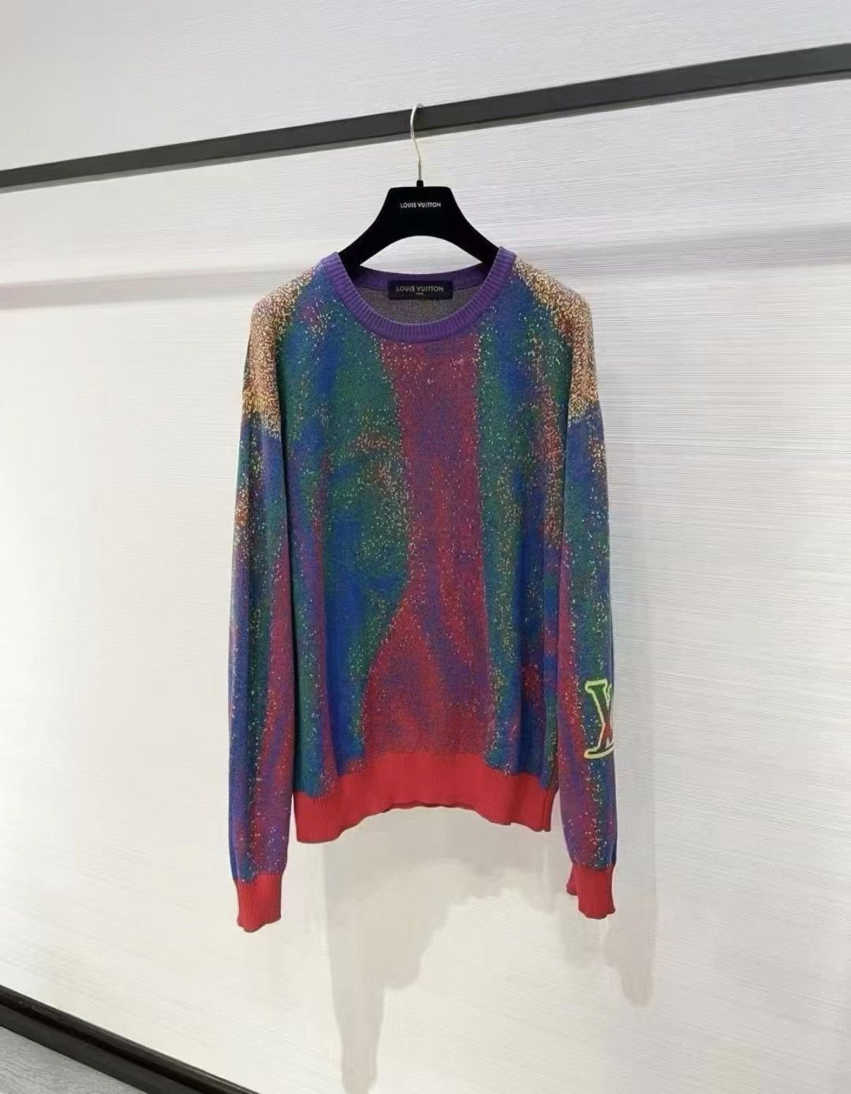 Louis Vuitton Louis Vuitton Size M Colorful Crew Neck Knit Sweater J33 Size US M / EU 48-50 / 2 - 1 Thumbnail