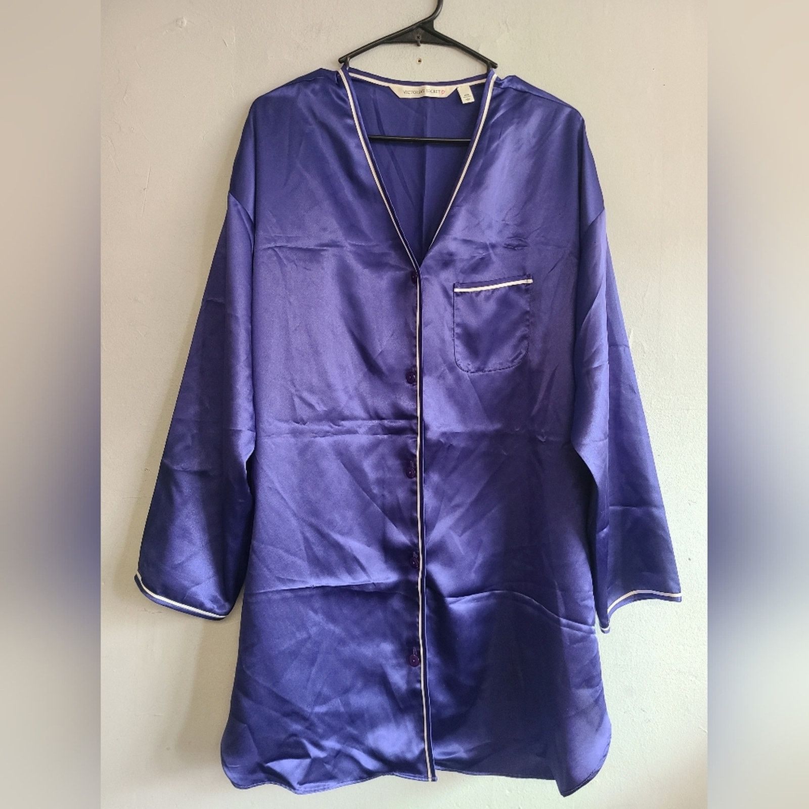 Victoria's Secret Women's large Victoria's Secret blue/purple sleep shirt Size L / US 10 / IT 46 - 5 Thumbnail