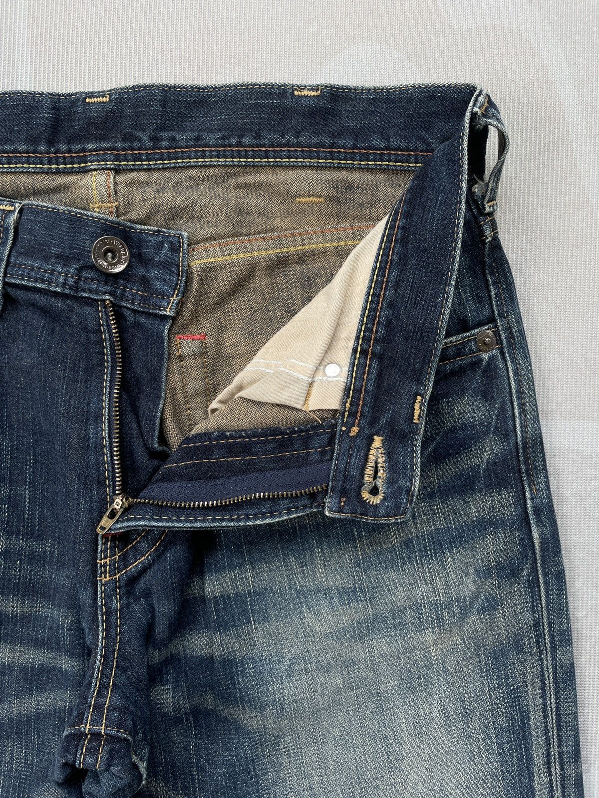 Wrangler Wrangler Straight Jeans (LG113) Size US 30 / EU 46 - 5 Thumbnail