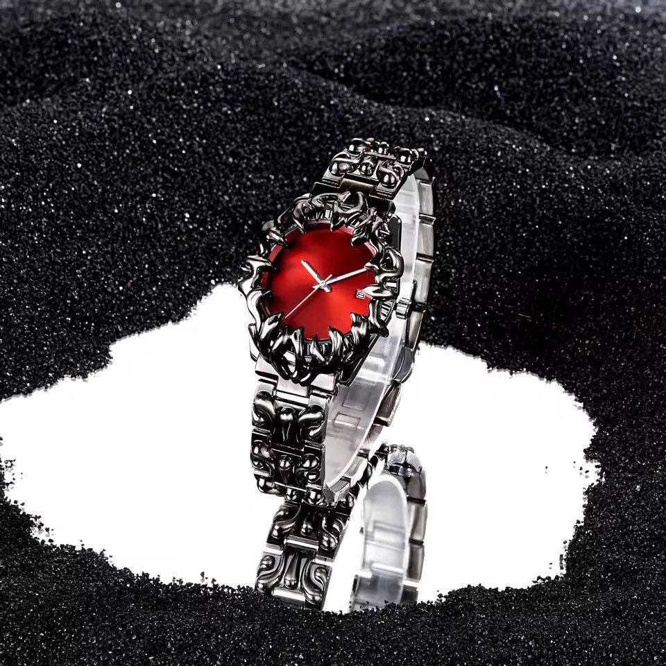 Japanese Brand Y2K Claw Watch Size ONE SIZE - 2 Thumbnail