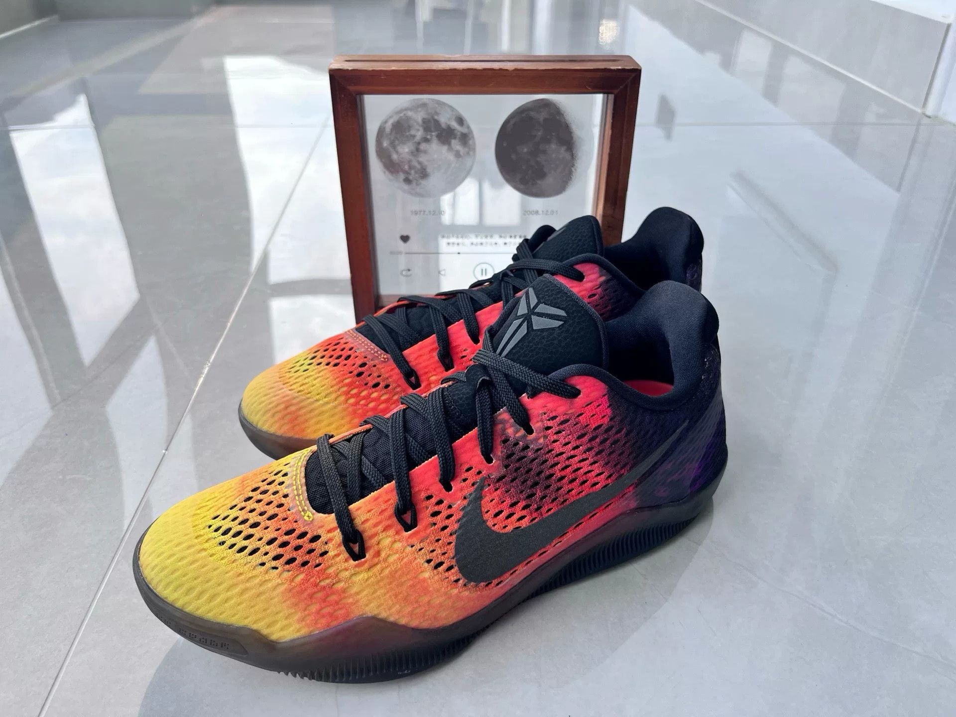 Nike Nike KOBE11 Yellow Lowtop Sneakers 9 Men Size US 9 / EU 42 - 1 Thumbnail