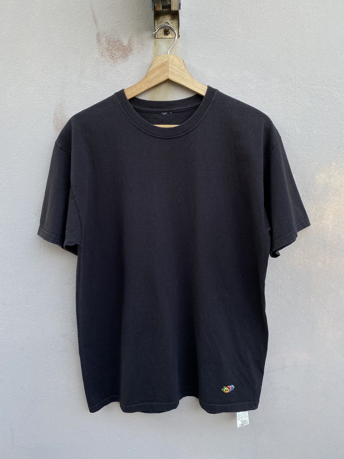 Fragment Design × Fruit Of The Loom 🔥Collab🔥 Fotl x Fragment Design Rare Basic Logo Plain Tee Size US M / EU 48-50 / 2 - 1 Thumbnail