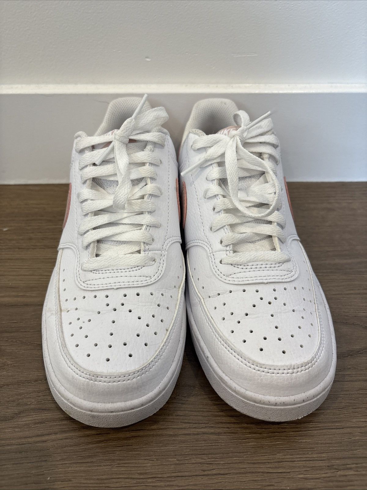 Nike Nike Court Vision Low Women’s Size 9 White/Pink Oxford Size US 9 / IT 39 - 2 Thumbnail