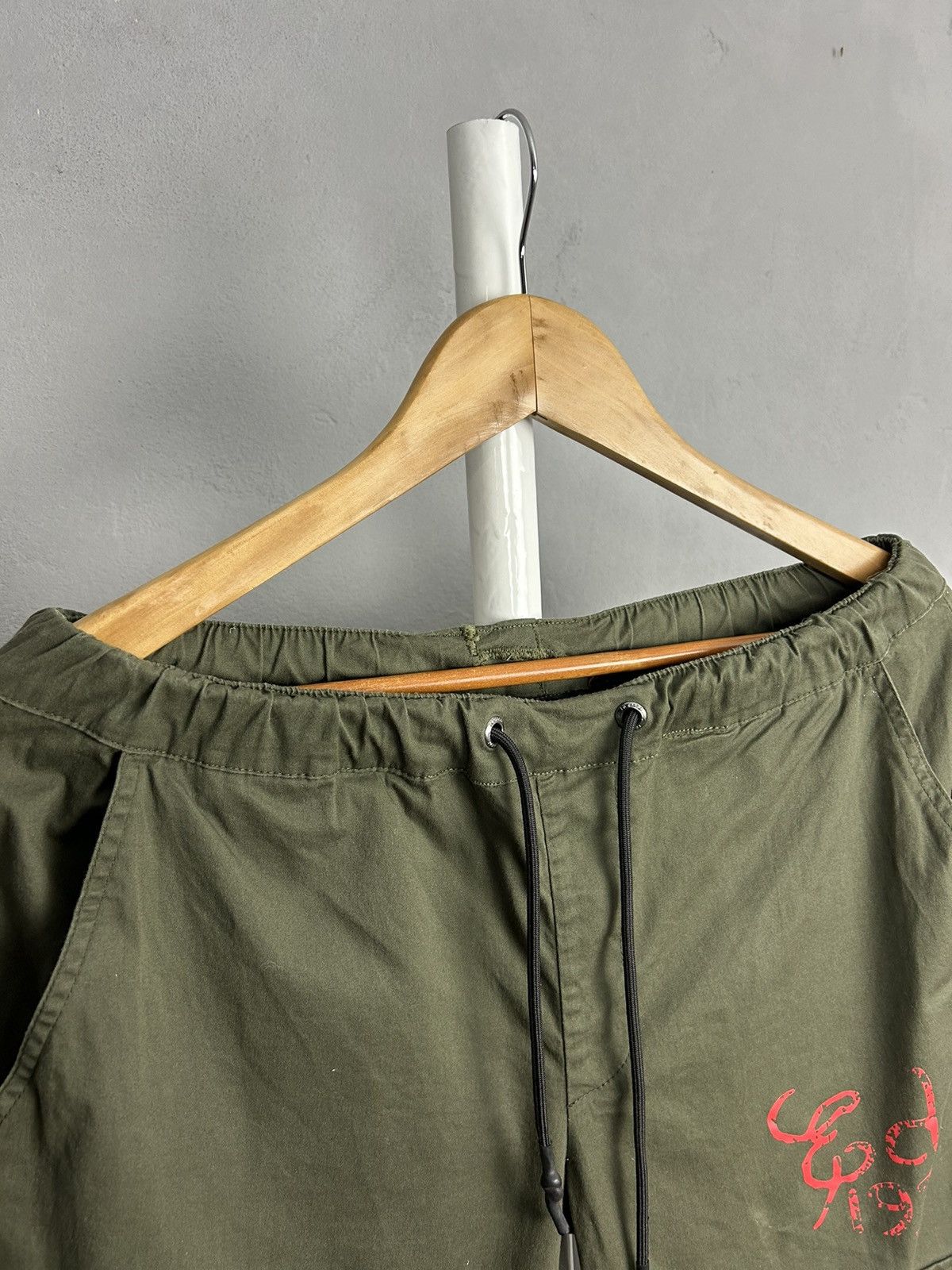 Ed Hardy CRAZY Ed hardy Cargo Pants Baggy joggers big Logo Size US 31 - 10 Thumbnail