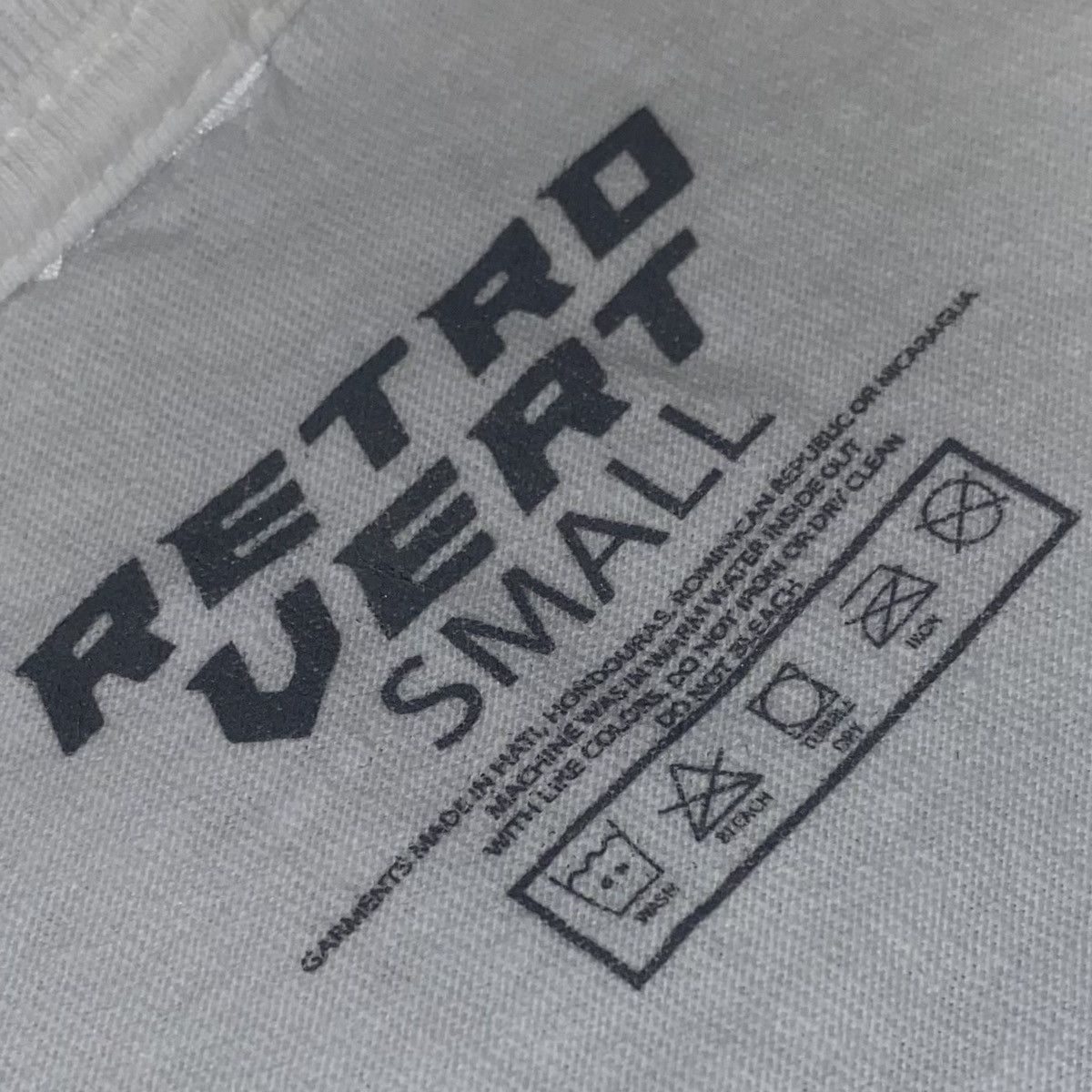 RETROVERT RETROVERT Graphic Sleeveless Tee White Blue Print Tank Small Size US S / EU 44-46 / 1 - 5 Thumbnail