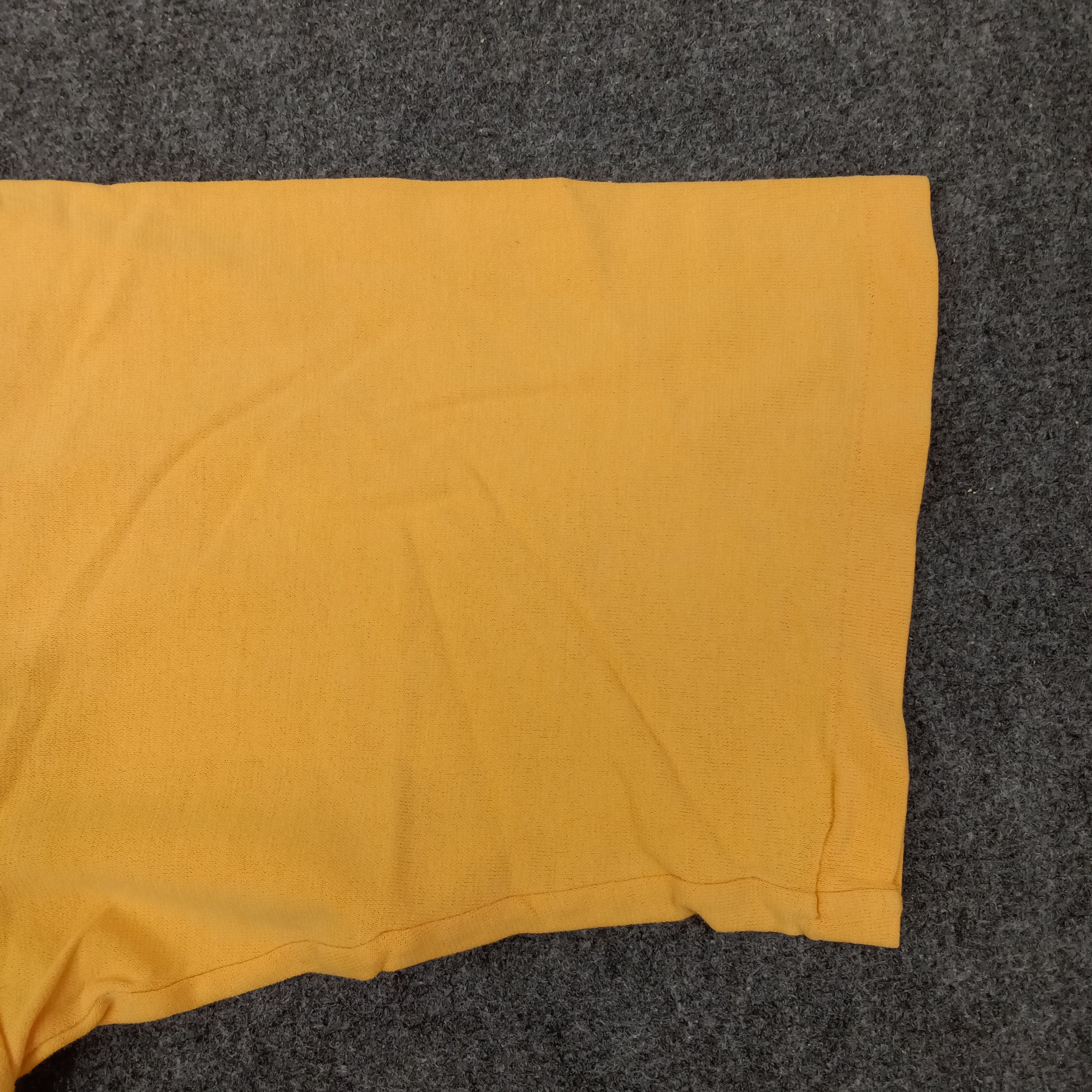Umbro Umbro Brazil Soccer Sport Logo Tshirt C249N58 Size US M / EU 48-50 / 2 - 7 Thumbnail