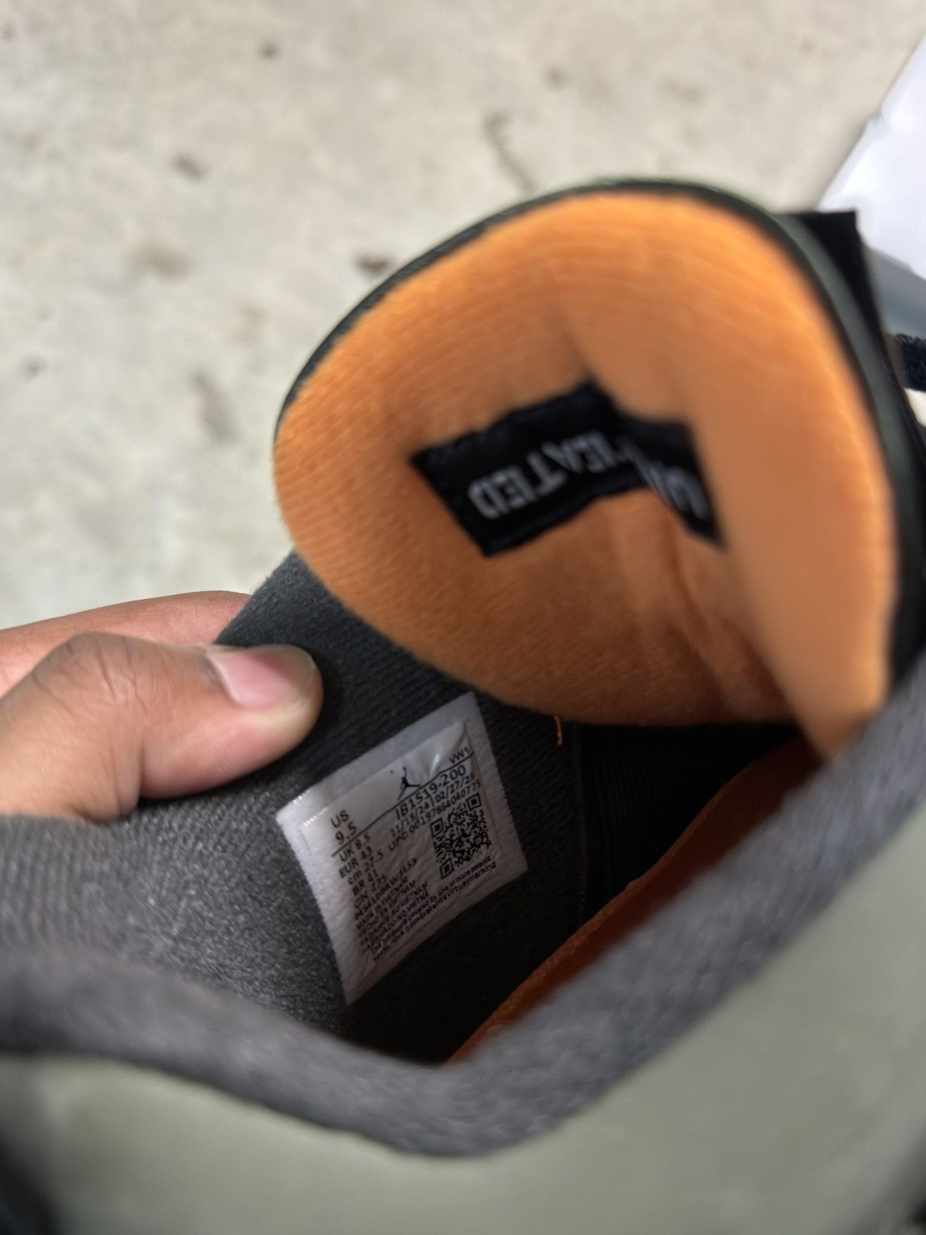 Jordan Brand Jordan 4 undefeated Size US 9.5 / EU 42-43 - 6 Thumbnail