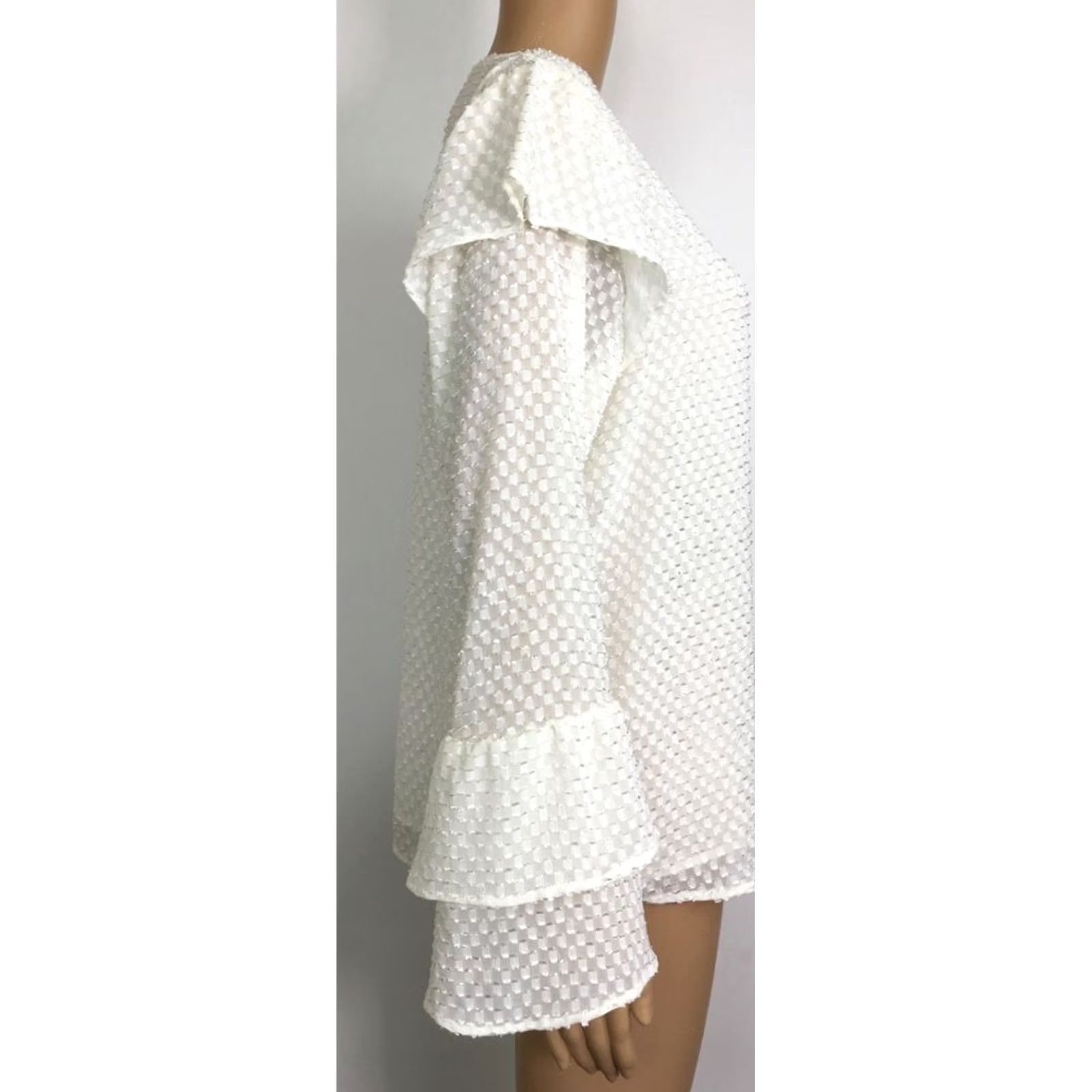 Vintage A New Day Blouse Womens M Ivory Long Sleeve Layered Bell V Neck Textured Lined Shirt Size M / US 6-8 / IT 42-44 - 3 Thumbnail