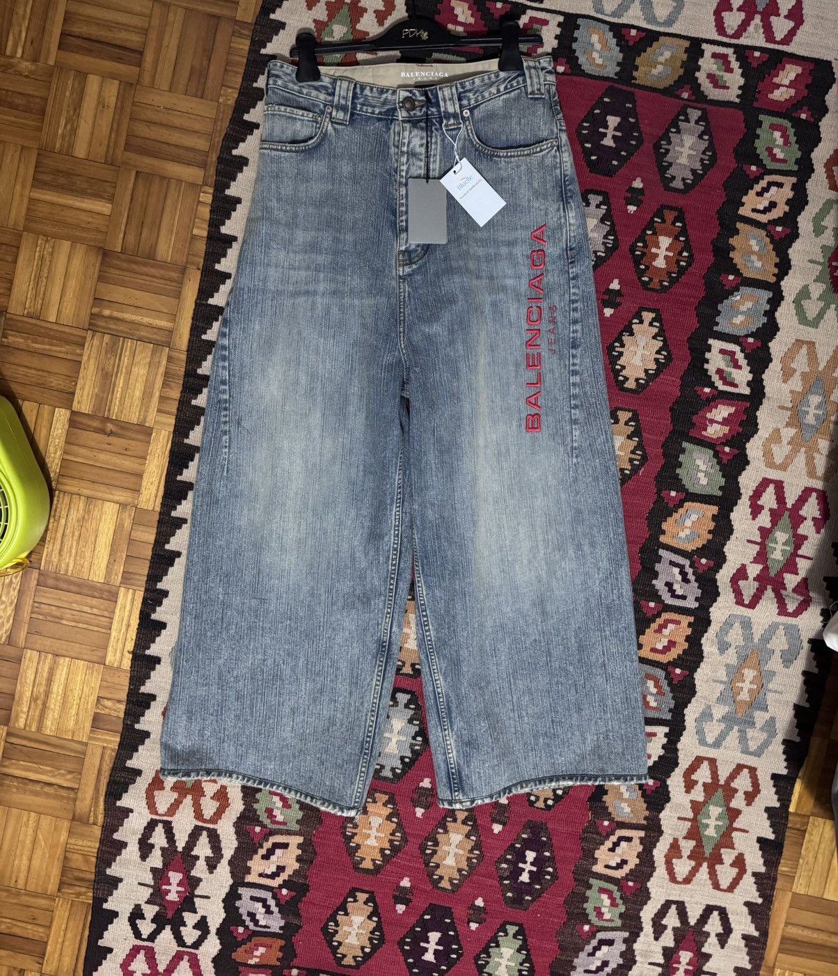 Balenciaga Balenciaga Jeans Logo Wide Leg Denim Pants Size S Size US 34 / EU 50 - 1 Thumbnail