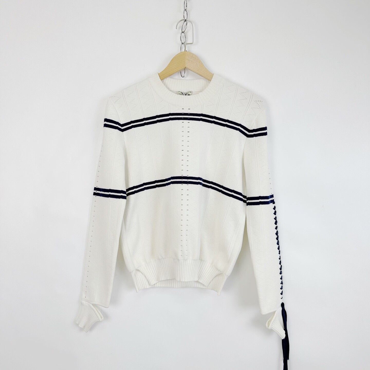Fendi Fendi White Bow Tie Sailor Sweater Size M / US 6-8 / IT 42-44 - 1 Thumbnail