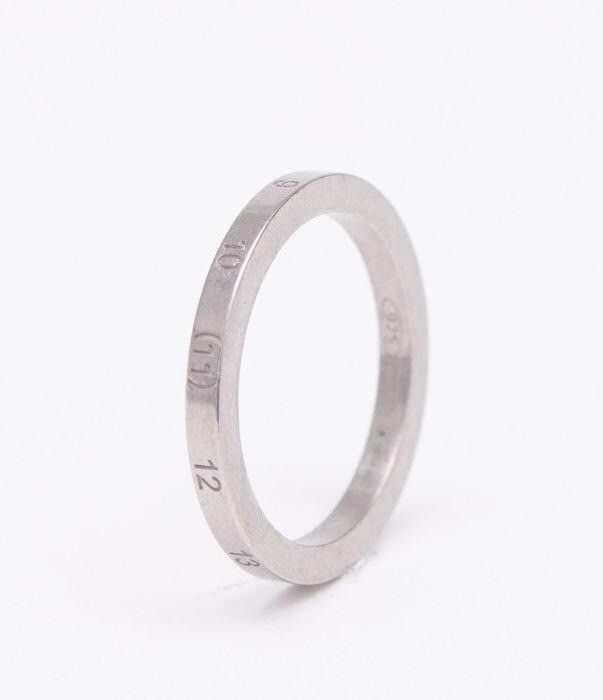 Maison Margiela o1bcso1str0526 Size: OS / Number Reference Ring in Silver Size ONE SIZE - 3 Thumbnail