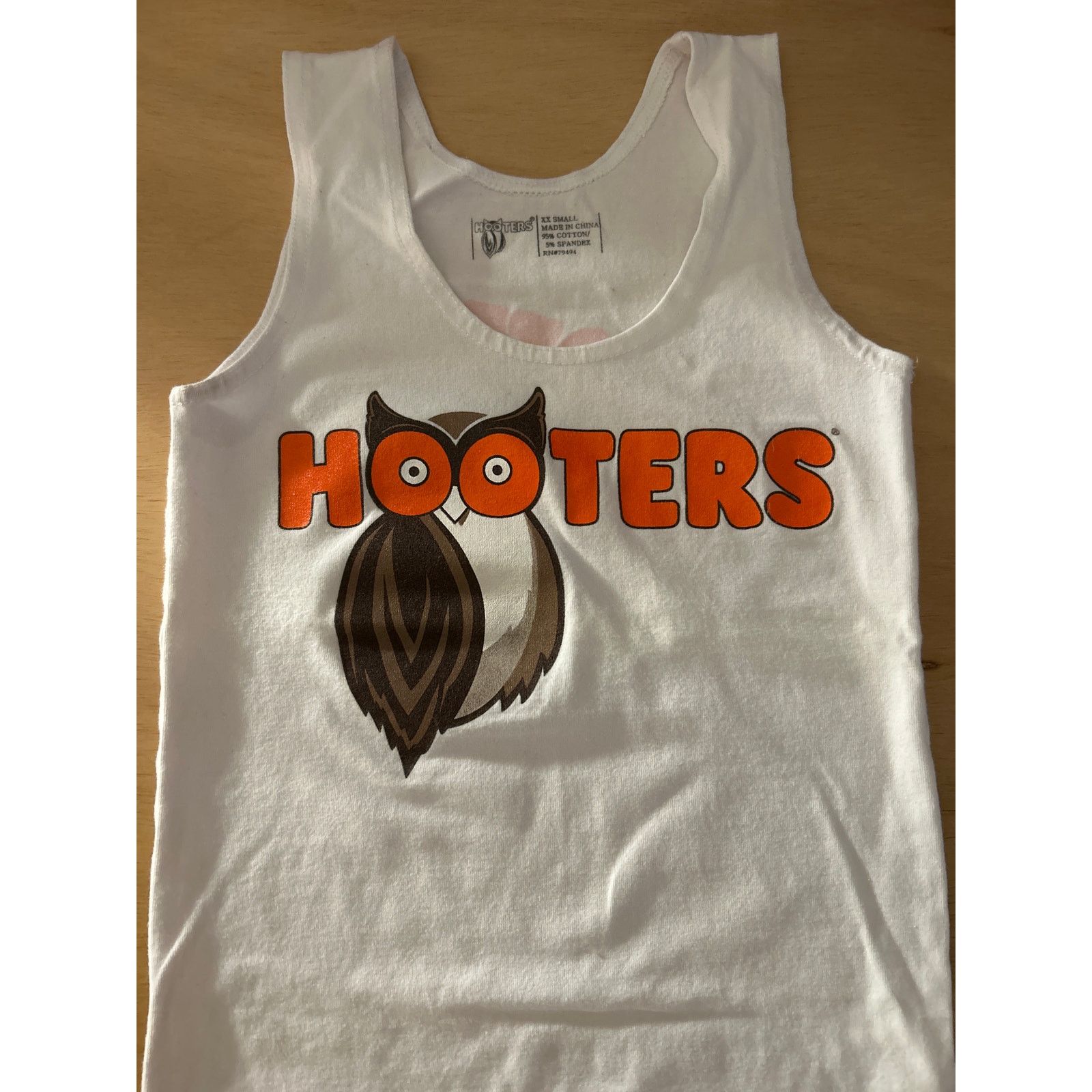 Other B22 Women’s Hooters Girl Worn Uniform Tank White Size Xxs Size XXS / US 00 / IT 34 - 2 Thumbnail