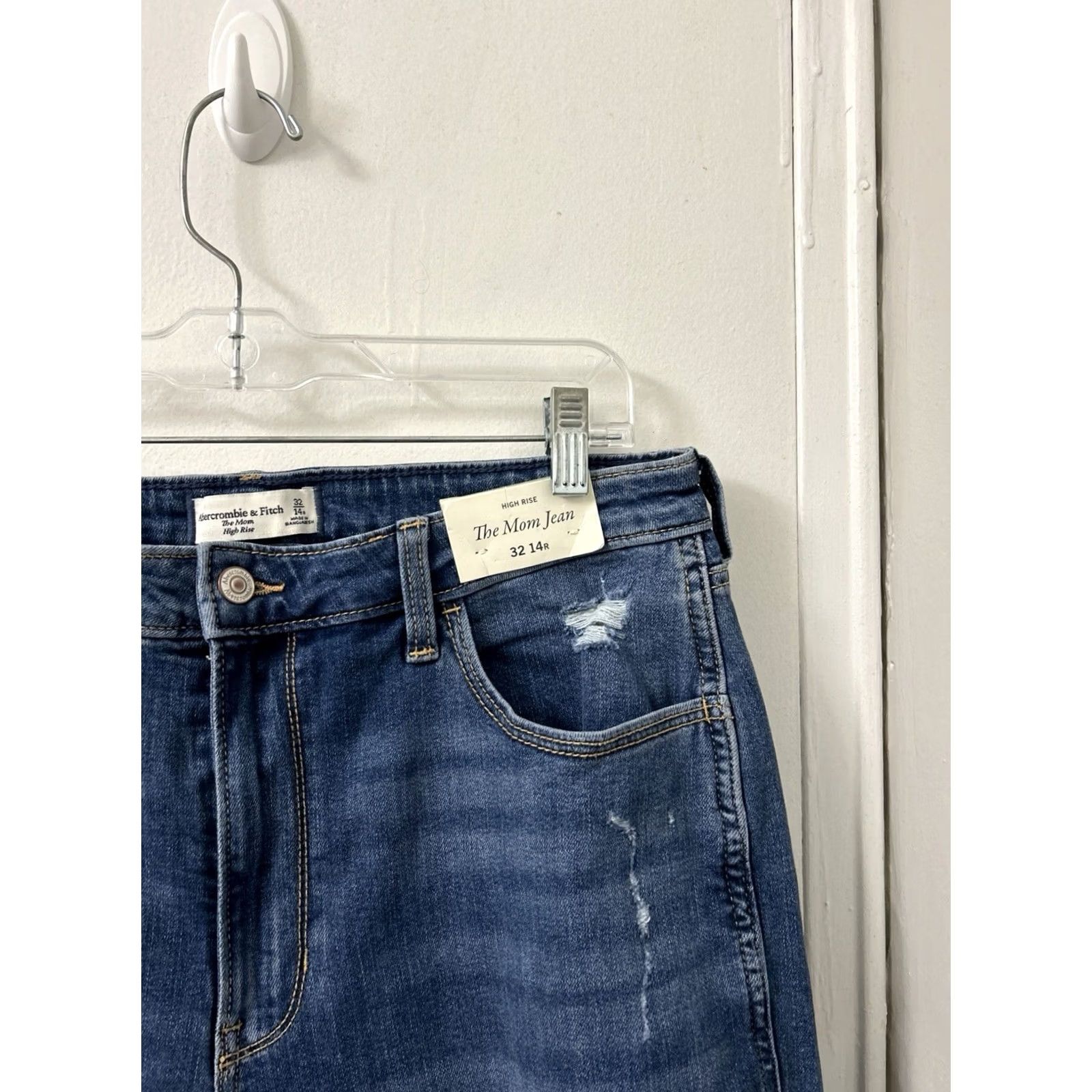 Abercrombie & Fitch Abercrombie Fitch The Mom Jean Womens Sz 34x26 Blue Wash High Rise Denim NWT Size 24" / US 00 / IT 34 - 4 Thumbnail