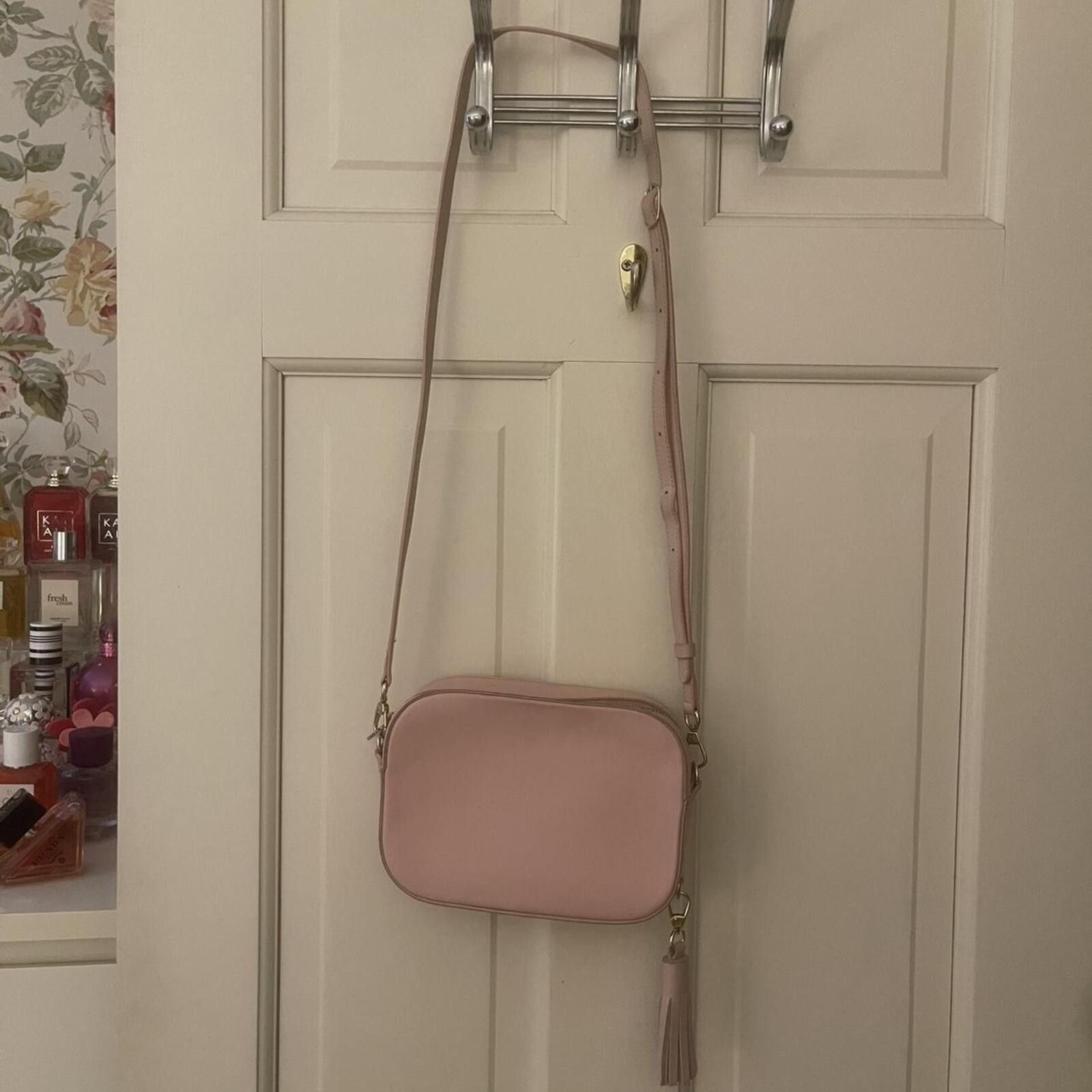 Other Pop & Suki customized Pink crossbody camera bag Size ONE SIZE - 2 Thumbnail