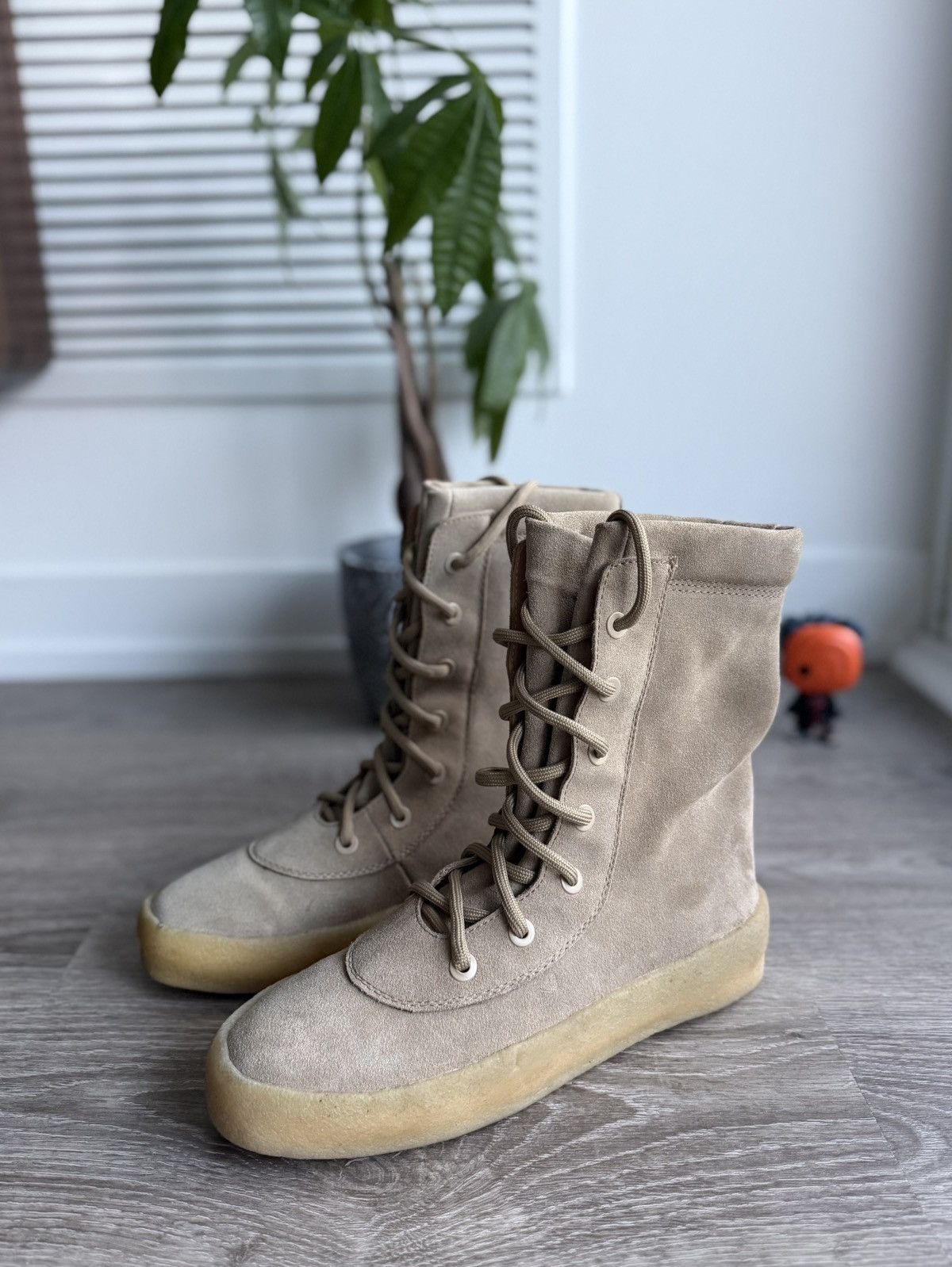 Yeezy Yeezy Season 2 Military Crepe Boots Taupe Size 40 Size US 7.5 / EU 40-41 - 2 Thumbnail