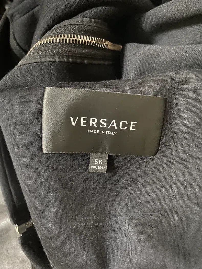 Versace Versace Color-blocked alphabet casual hooded coat Size US XL / EU 56 / 4 - 3 Thumbnail