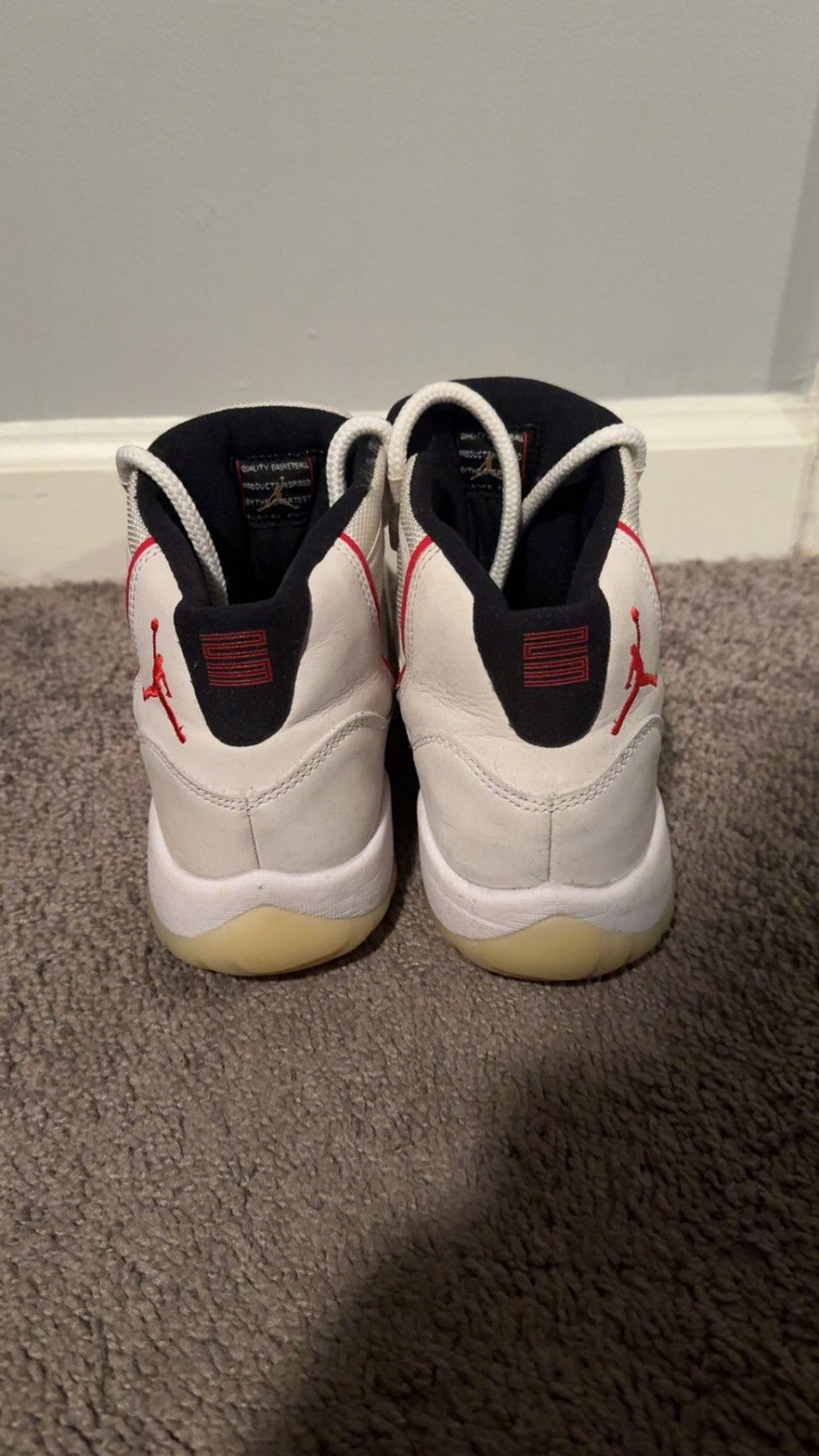 Jordan Brand × Nike Jordan 11 Platinum Tint (GS) Size US 7 / EU 40 - 4 Thumbnail