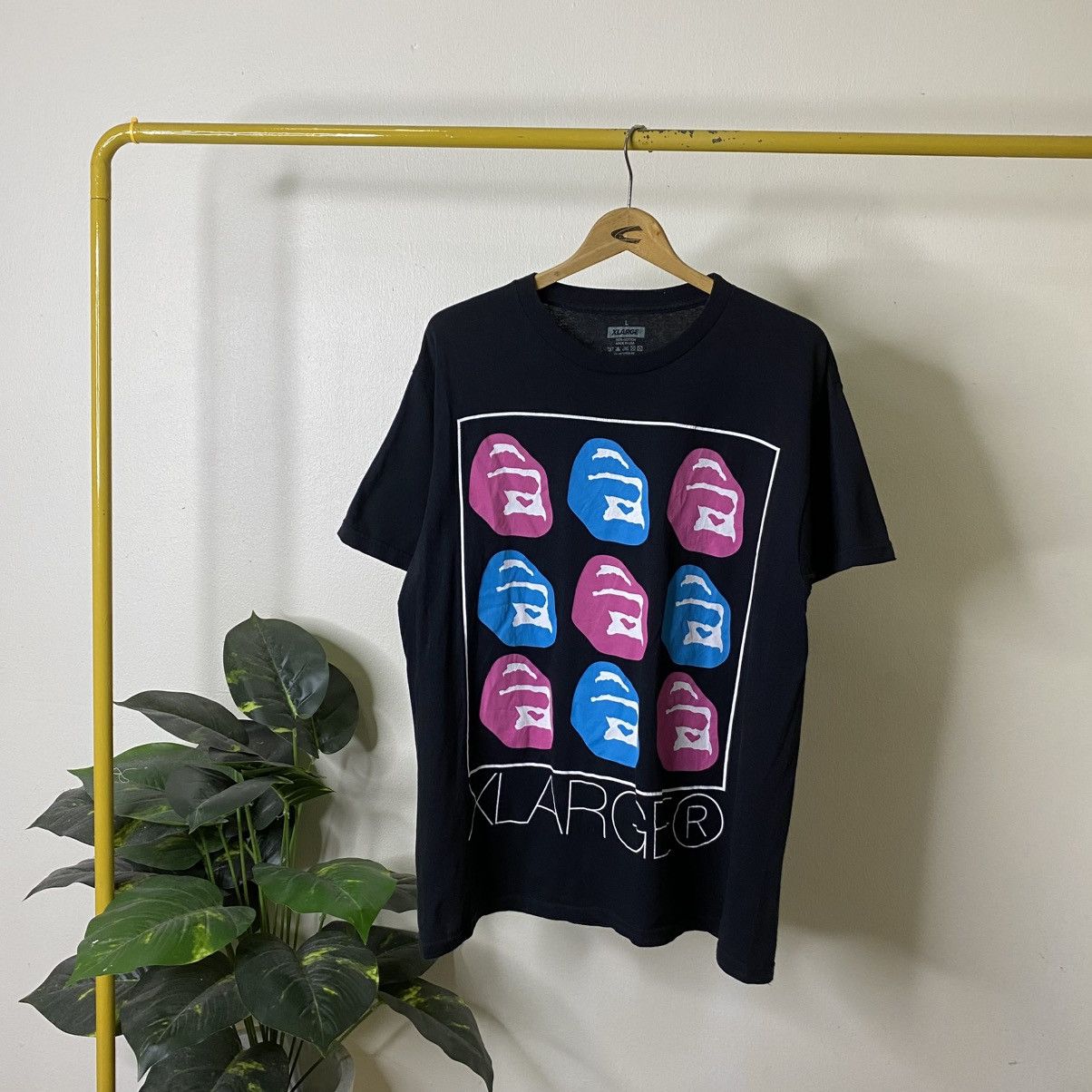 X-LARGE Planet Of The Apes Bathing Ape Graphic Style Skater T Shirt Size US L / EU 52-54 / 3 - 1 Thumbnail