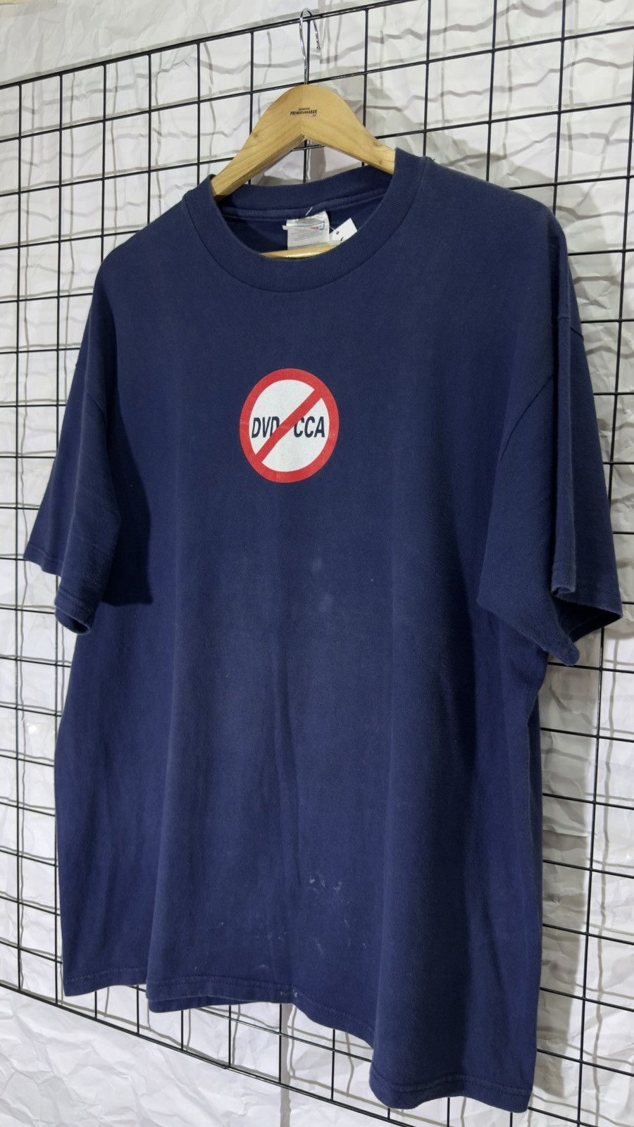 Vintage Vintage 90's center logo skate tee shirt Size US XL / EU 56 / 4 - 5 Thumbnail