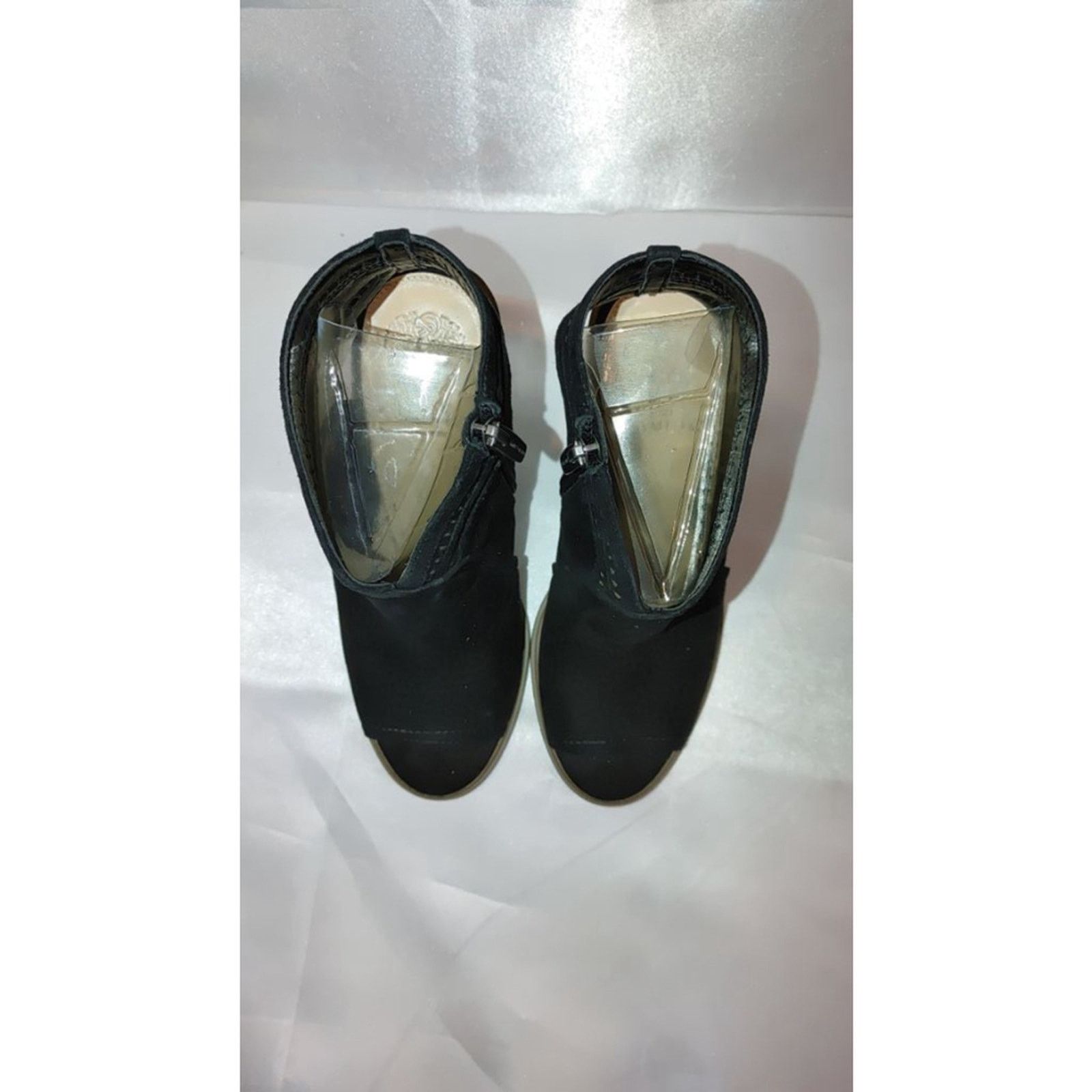 Vince Camuto Vince Camuto Koral Peep Toes Size 9 Size US 9 / IT 39 - 9 Thumbnail