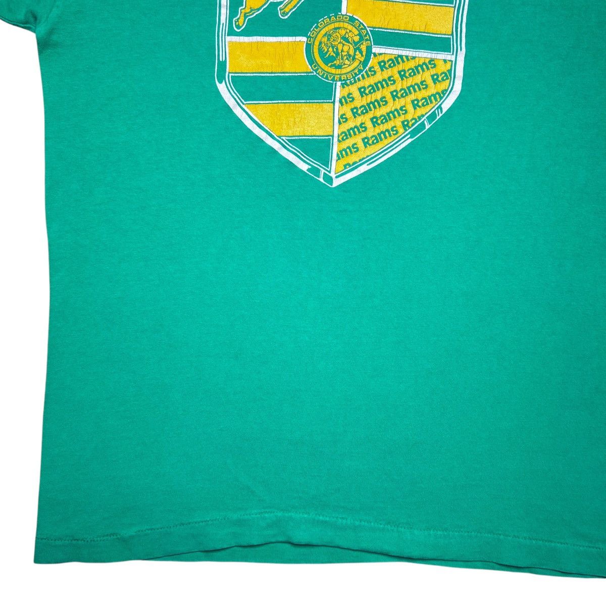 NCAA Vtg 1990s NCAA Colorado State Rams Shield Emblem Graphic Tee Size US L / EU 52-54 / 3 - 8 Thumbnail