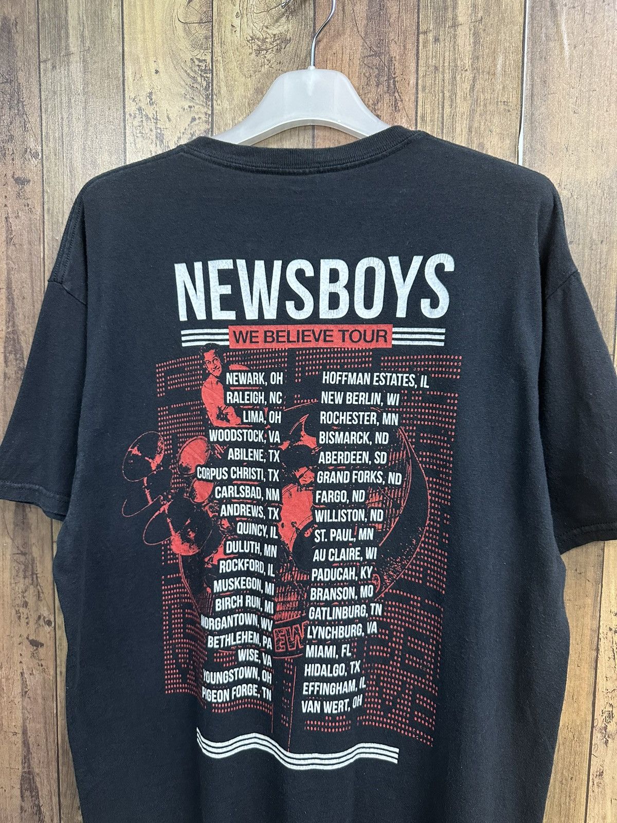 Band Tees Newsboys Restart Rock Band Tour Tshirt A560 Size US M / EU 48-50 / 2 - 4 Thumbnail