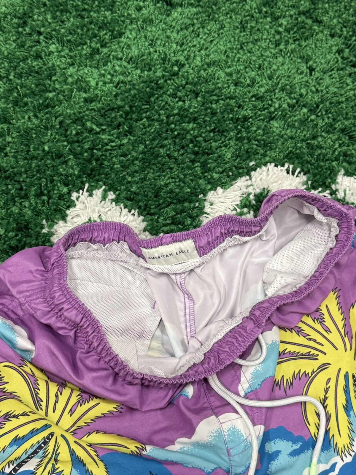 American Eagle Outfitters American Eagle Psychadelic Beach Board Shorts Medium Size US 32 / EU 48 - 6 Thumbnail