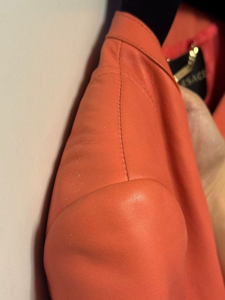Versace Versace Sheepskin cropped blazer Size S / US 4 / IT 40 - 6 Thumbnail
